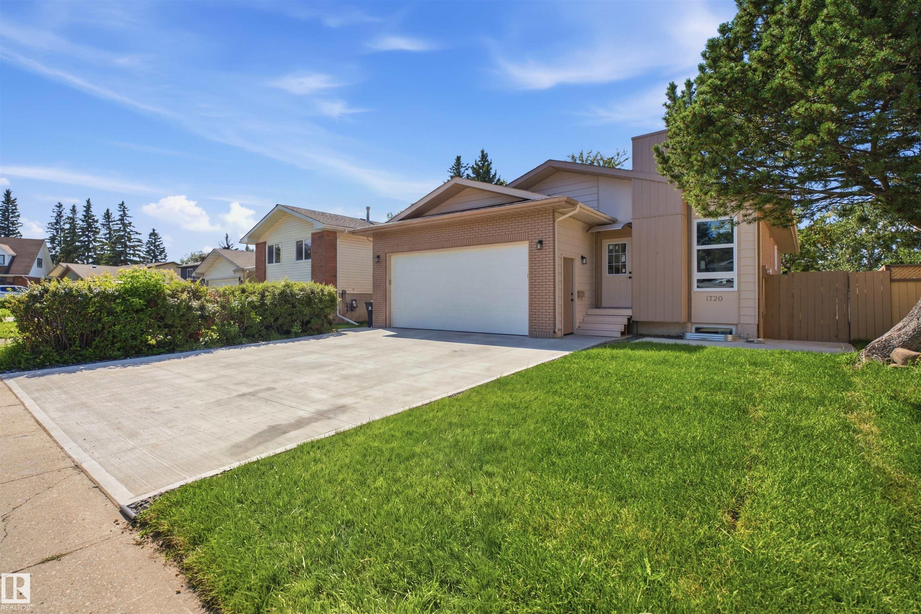 1720 49A Street Nw, Edmonton, AB
