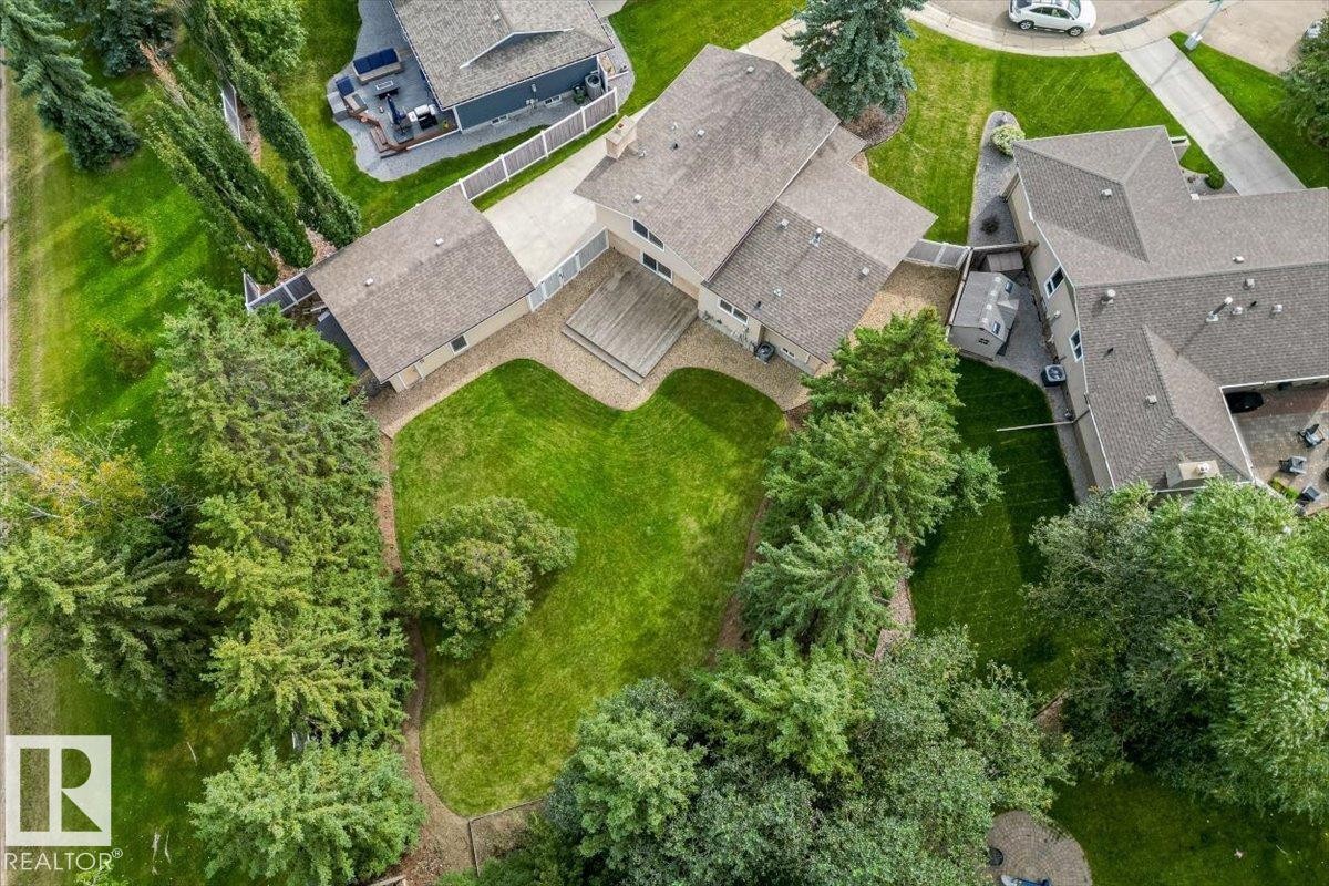 11728 33A Avenue Nw, Edmonton, AB