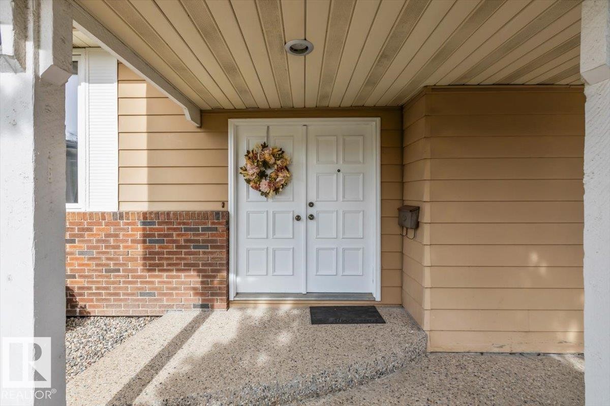 11728 33A Avenue Nw, Edmonton, AB