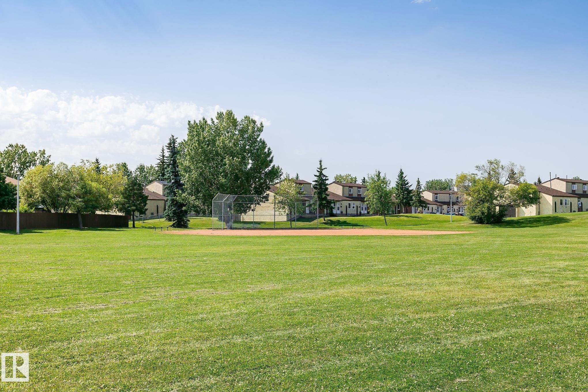 155 Woodborough Way Nw, Edmonton, AB