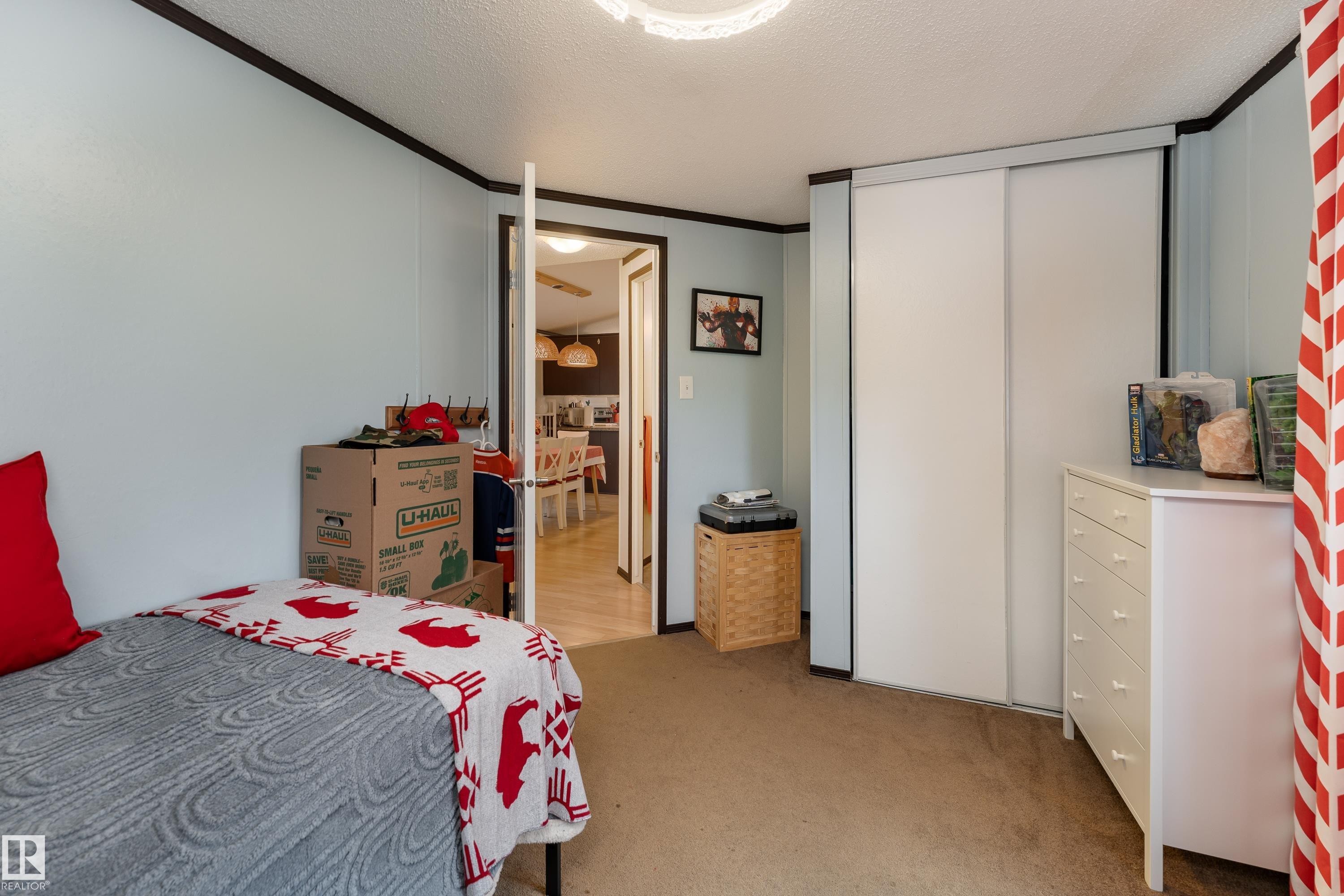 422 Oak Wood Crescent Northwest, Edmonton, AB