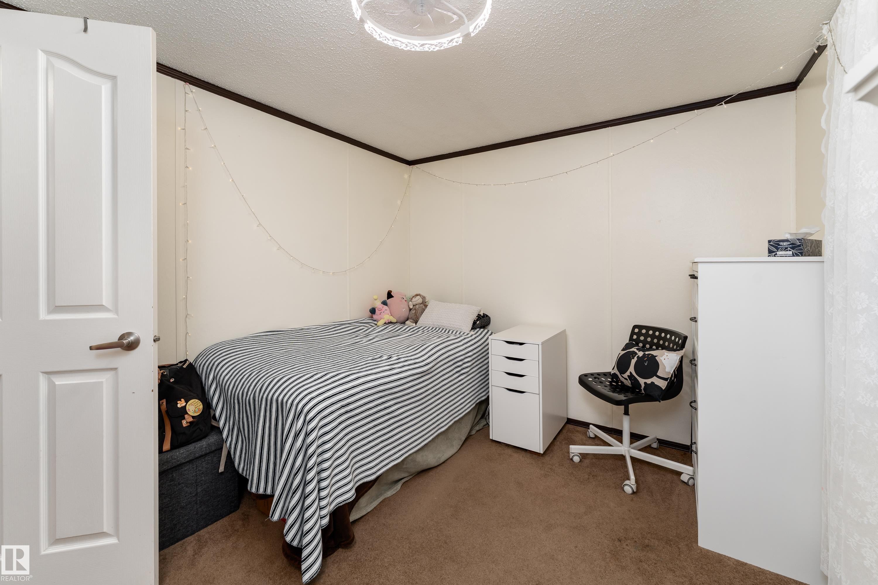 422 Oak Wood Crescent Northwest, Edmonton, AB