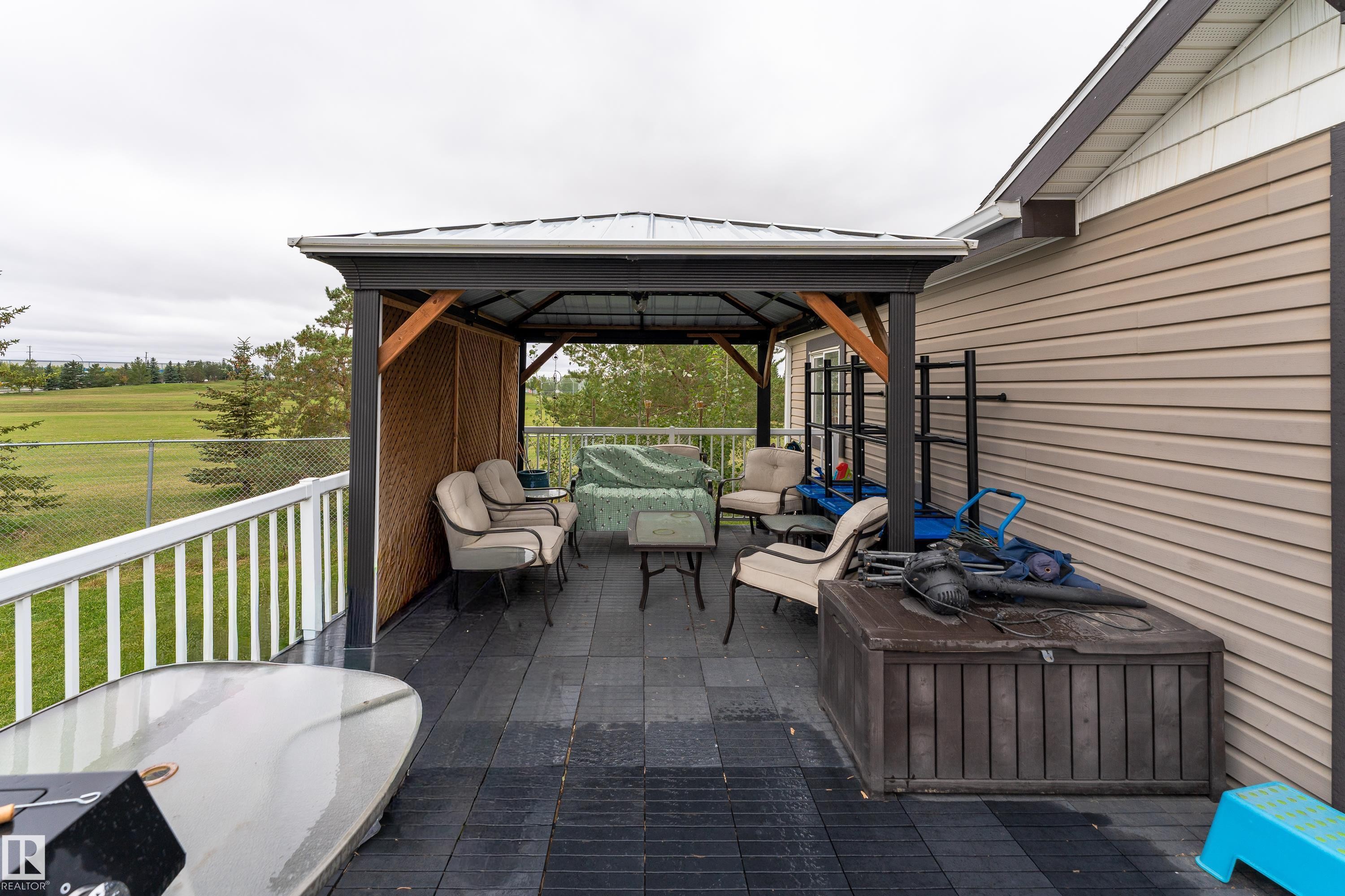 422 Oak Wood Crescent Northwest, Edmonton, AB