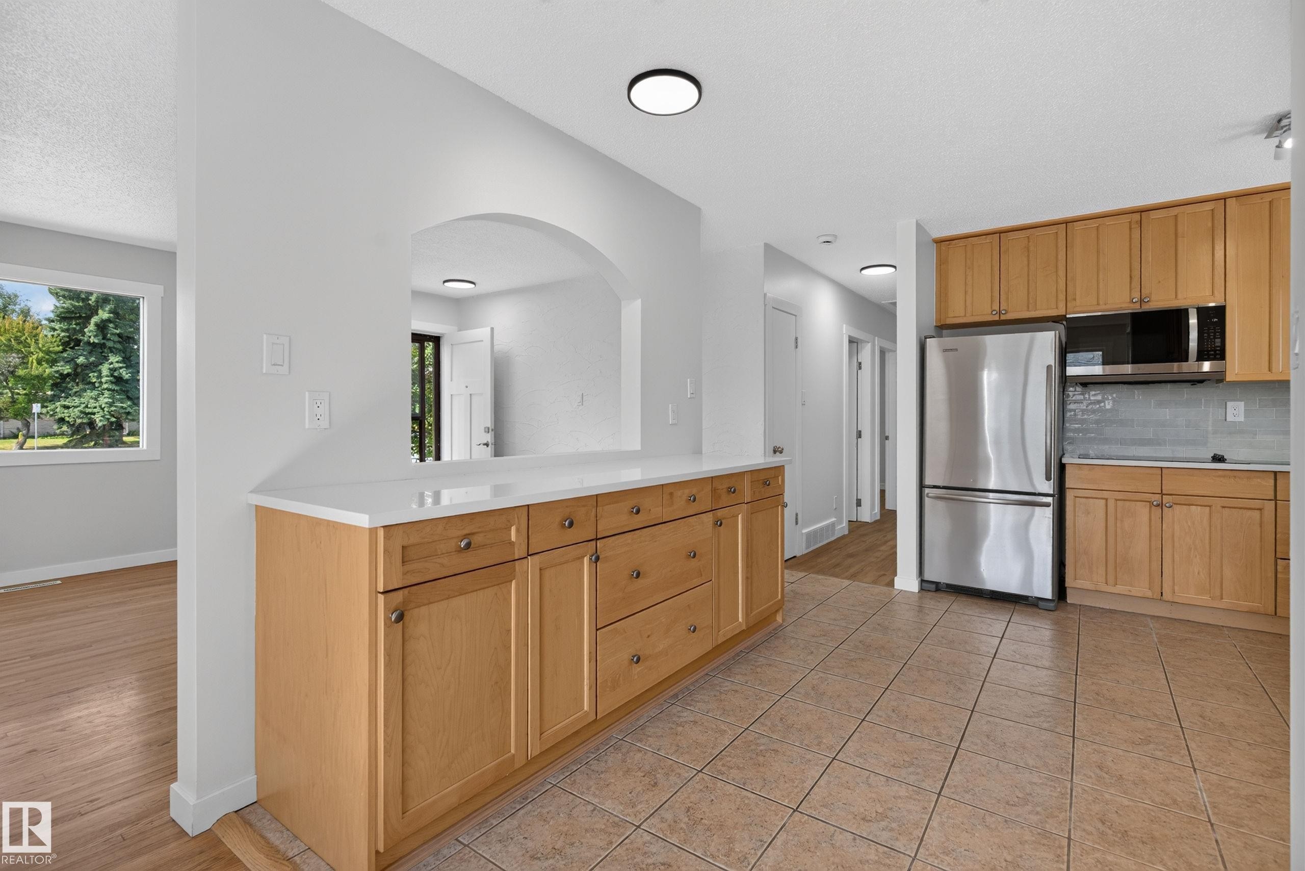 8311 160 Street Nw, Edmonton, AB