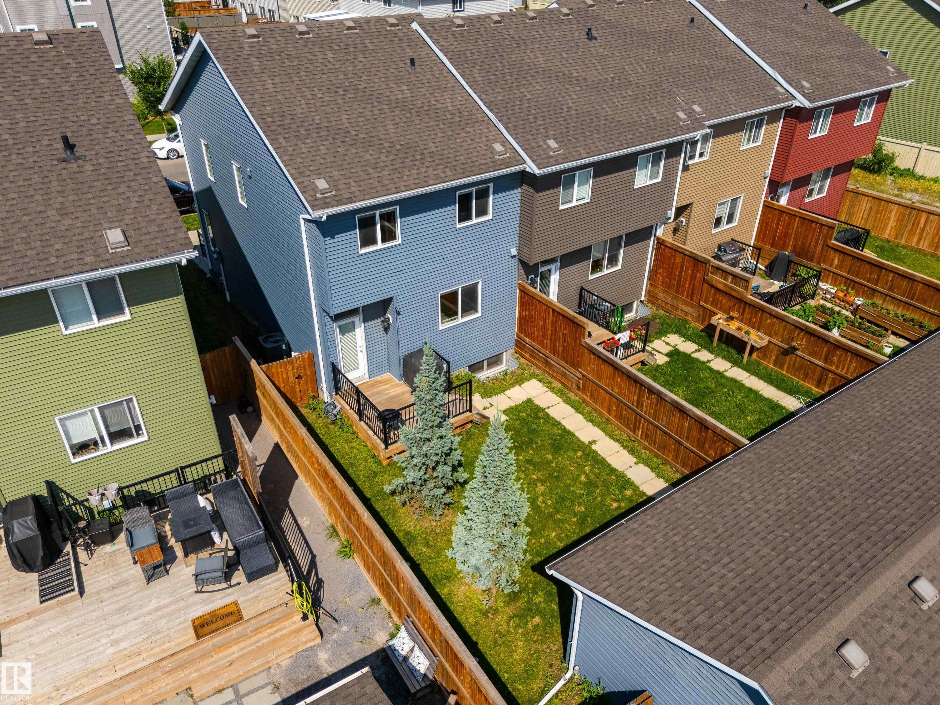 2627 Maple Way Nw, Edmonton, AB - Outdoor With Exterior