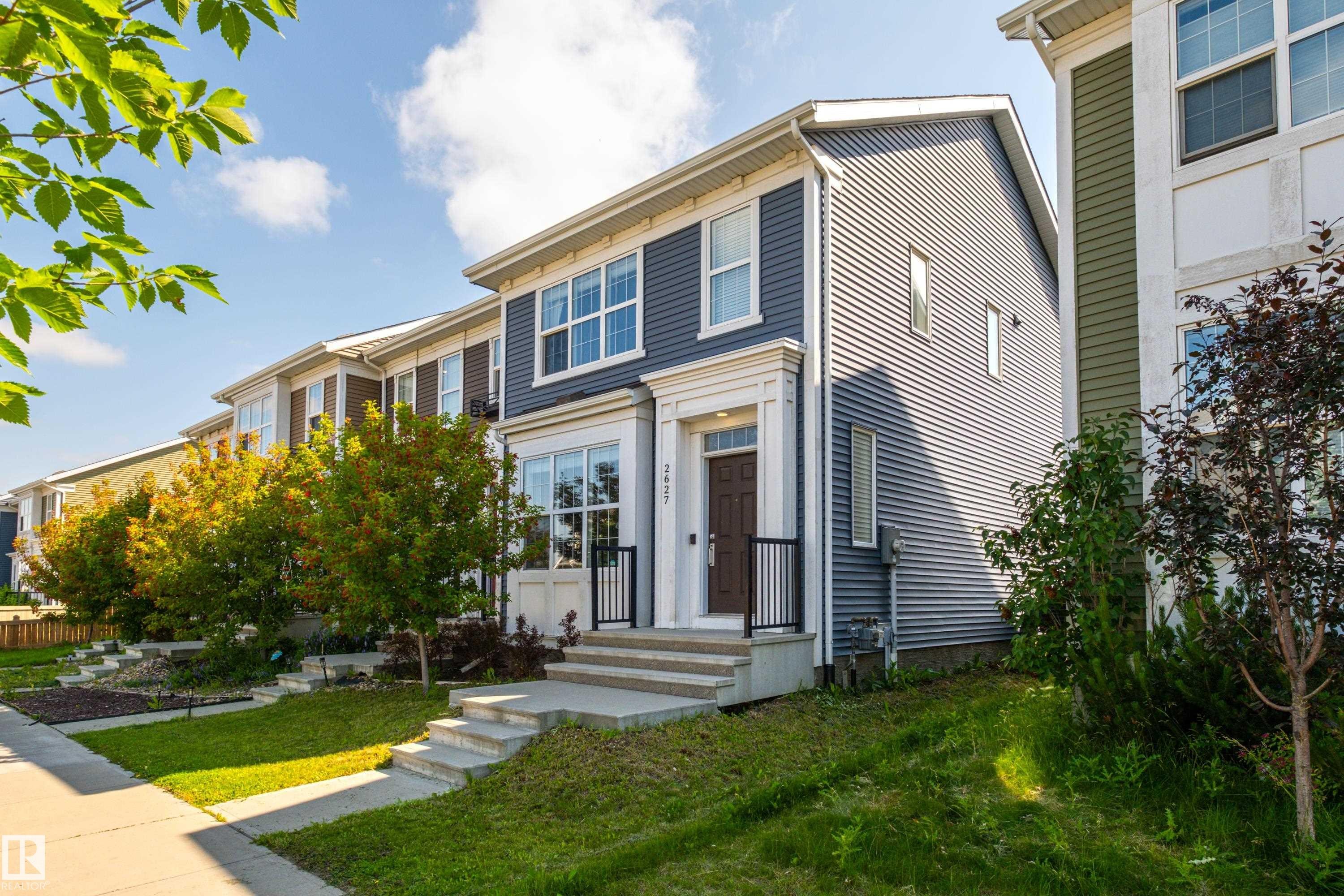 2627 Maple Way Nw, Edmonton, AB - Outdoor