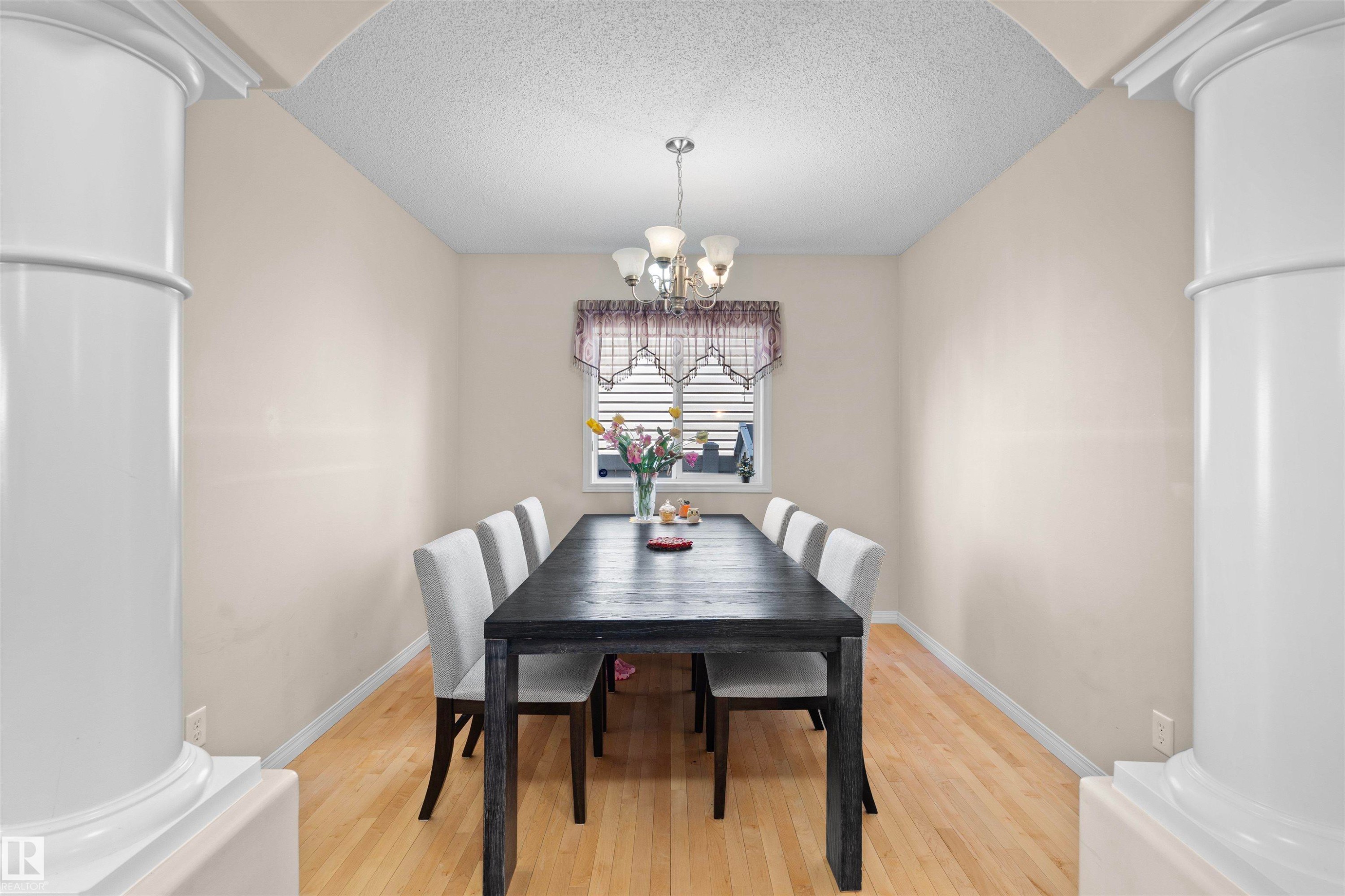 20616 56 Avenue Nw, Edmonton, AB