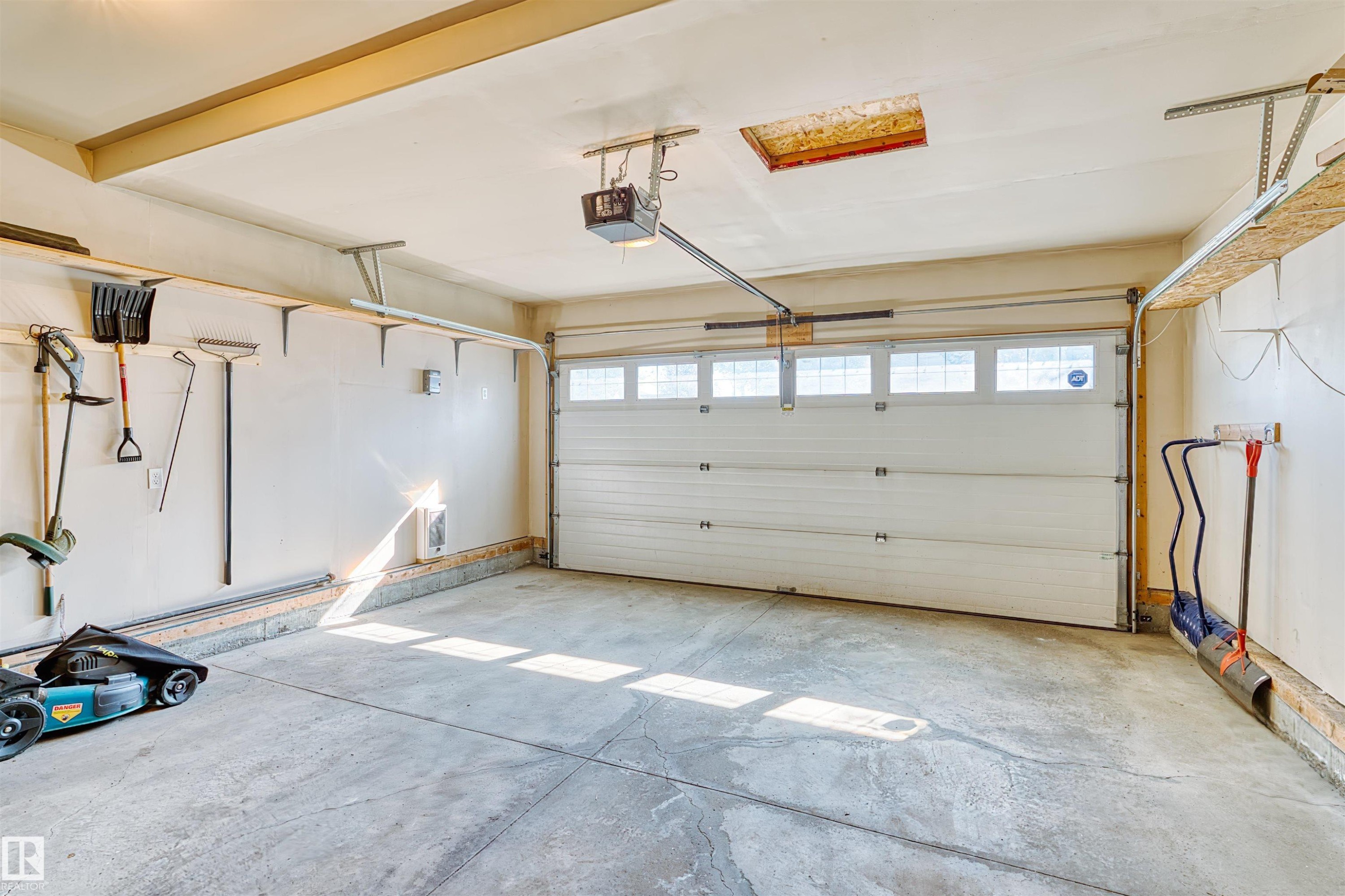 20616 56 Avenue Nw, Edmonton, AB