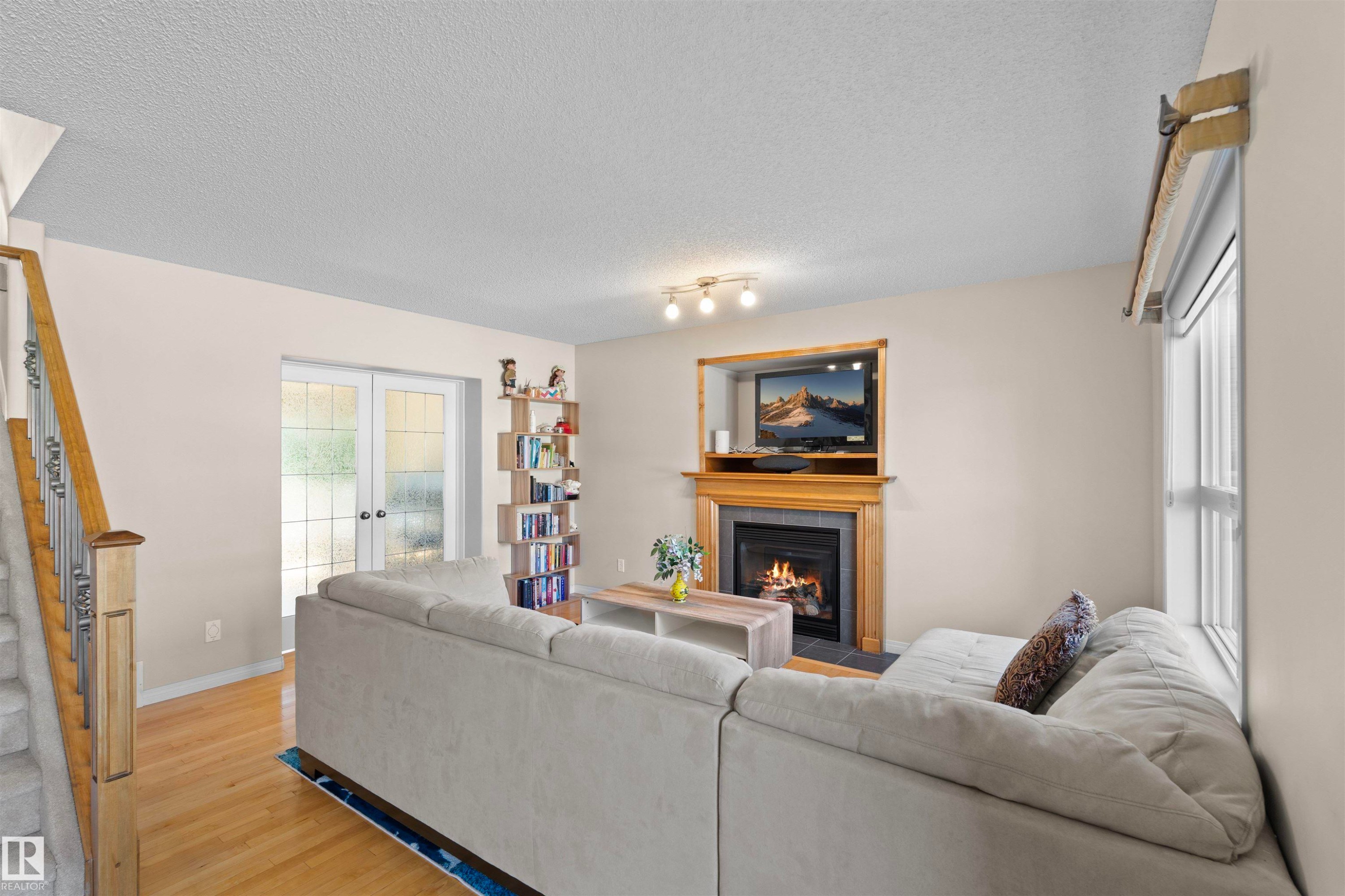 20616 56 Avenue Nw, Edmonton, AB