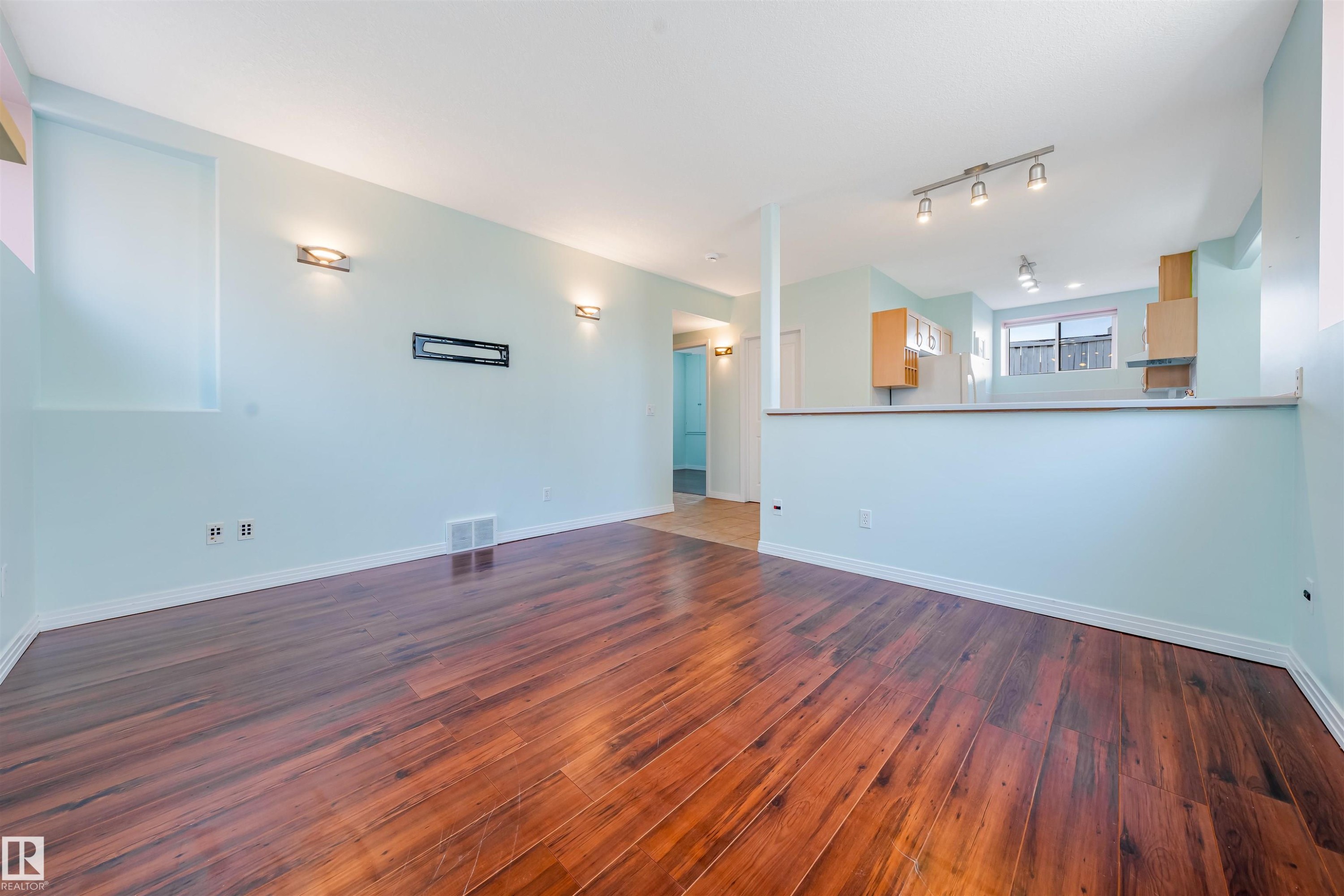 13023 Hudson Way Nw, Edmonton, AB