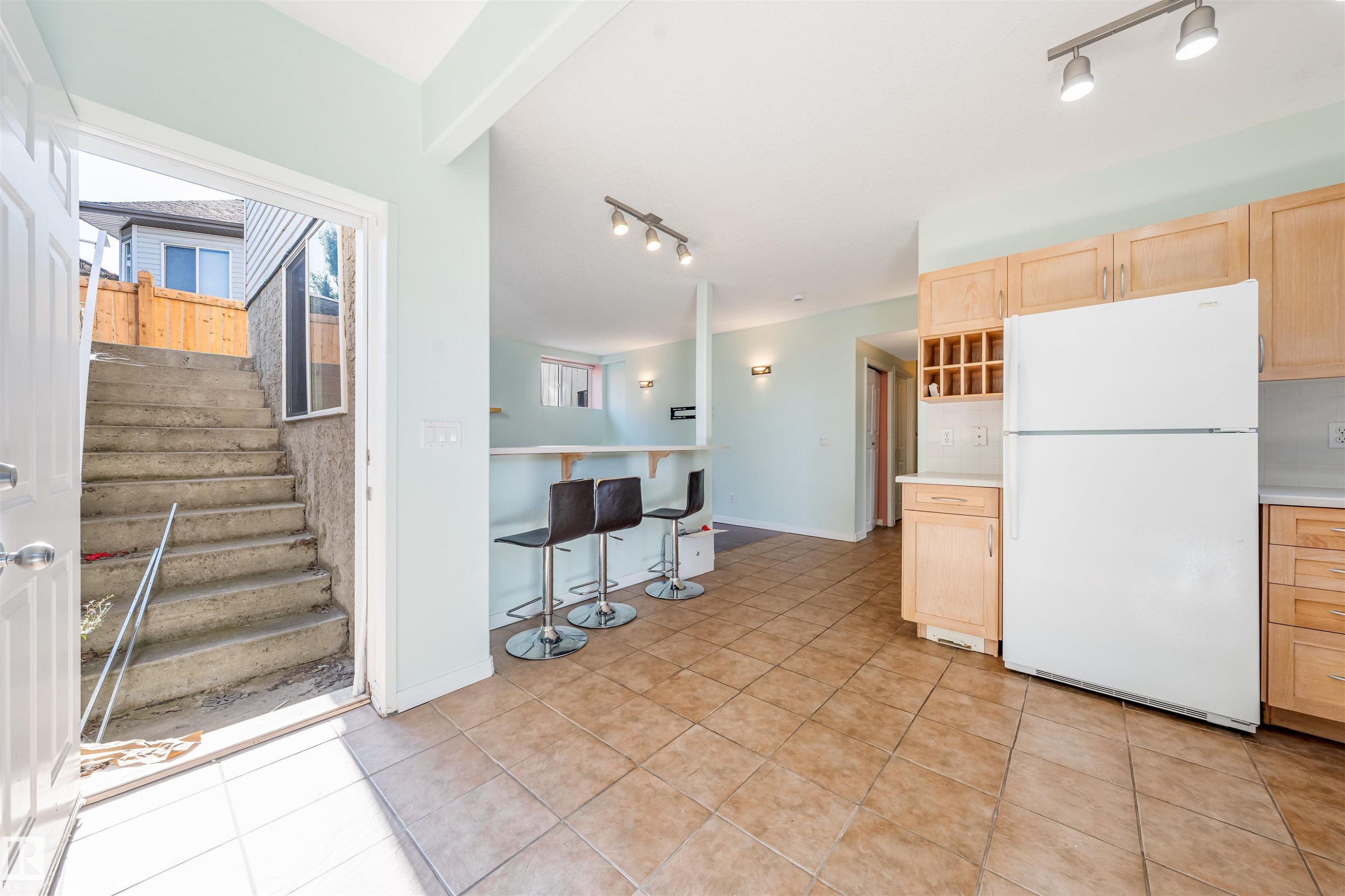 13023 Hudson Way Nw, Edmonton, AB