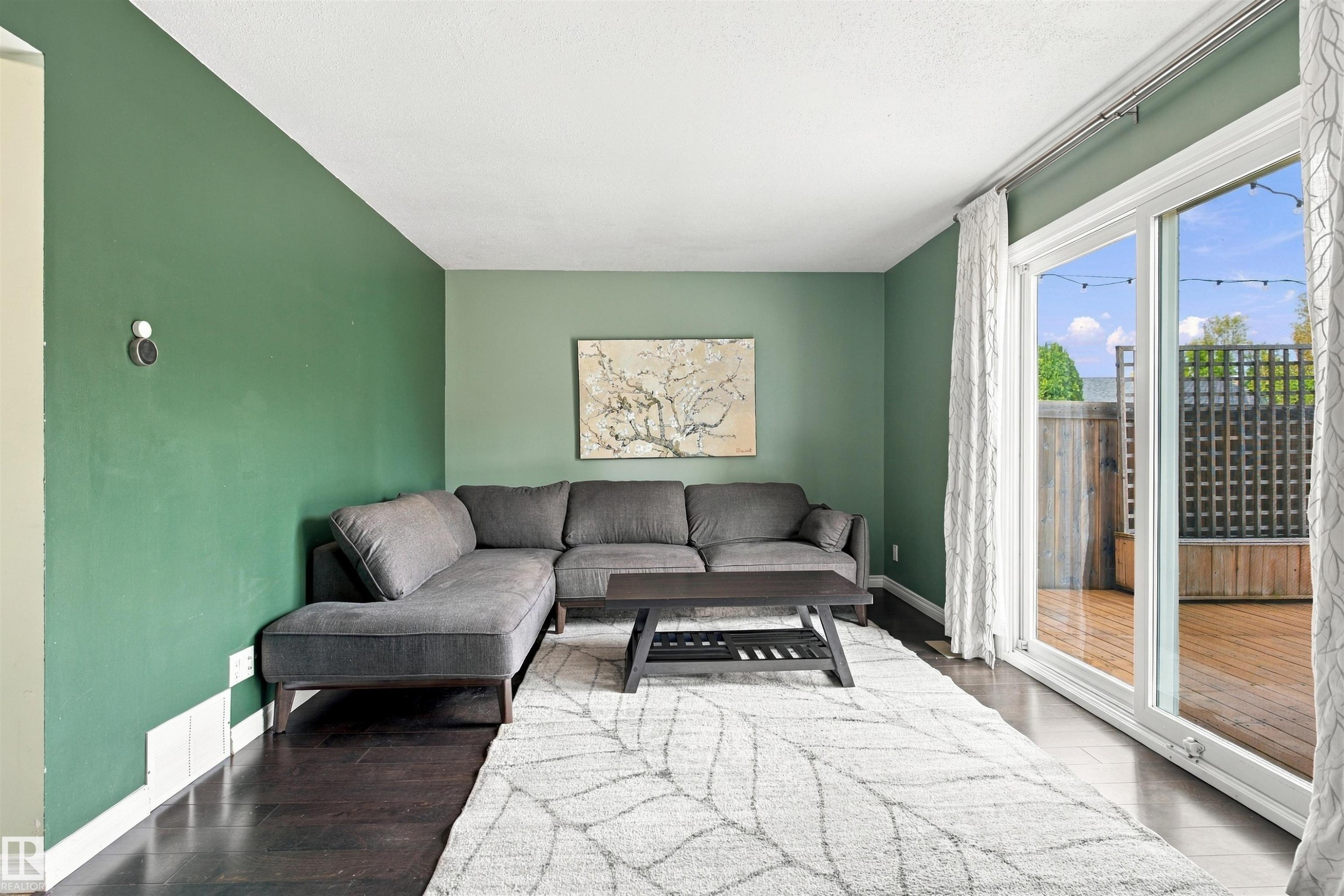 161 Woodstock Nw, Edmonton, AB
