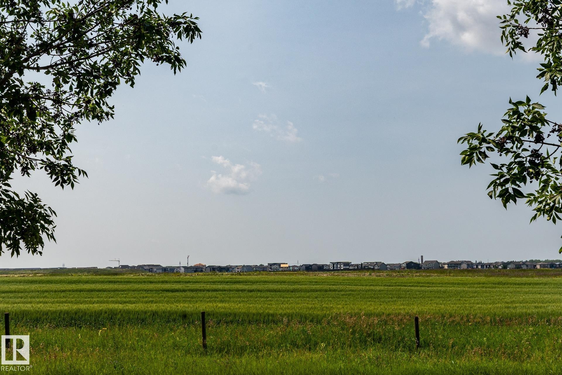 #10 1901 126 St Sw, Edmonton, AB - Outdoor With View