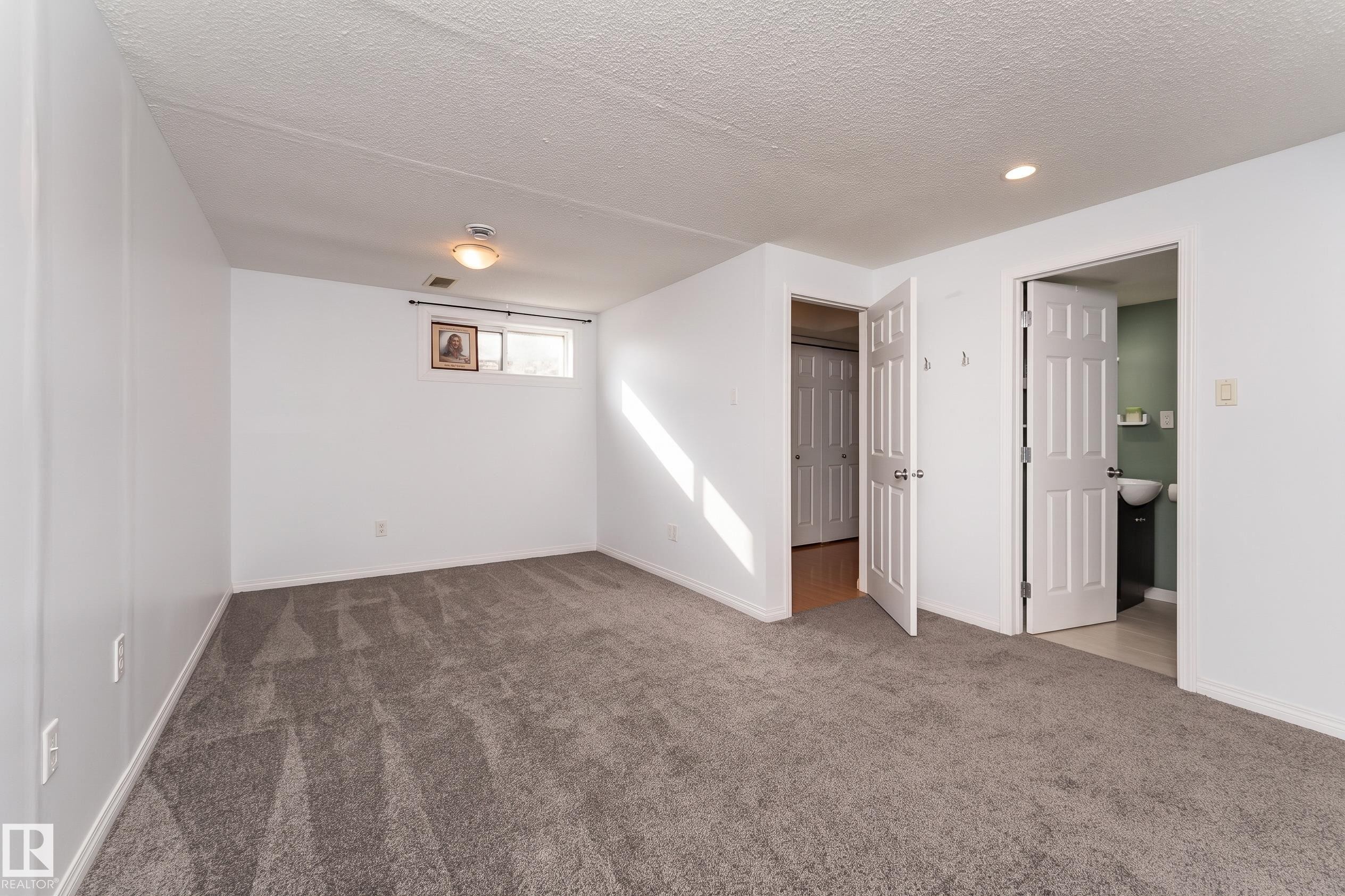2309 27 Avenue Nw, Edmonton, AB