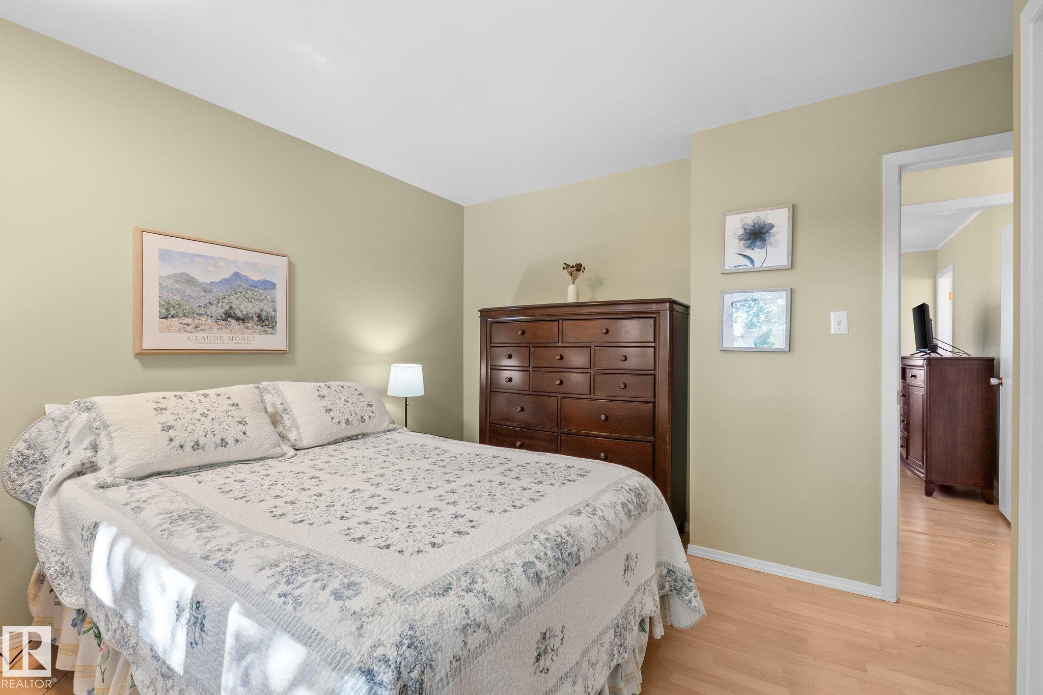 15716 78A Avenue Nw, Edmonton, AB