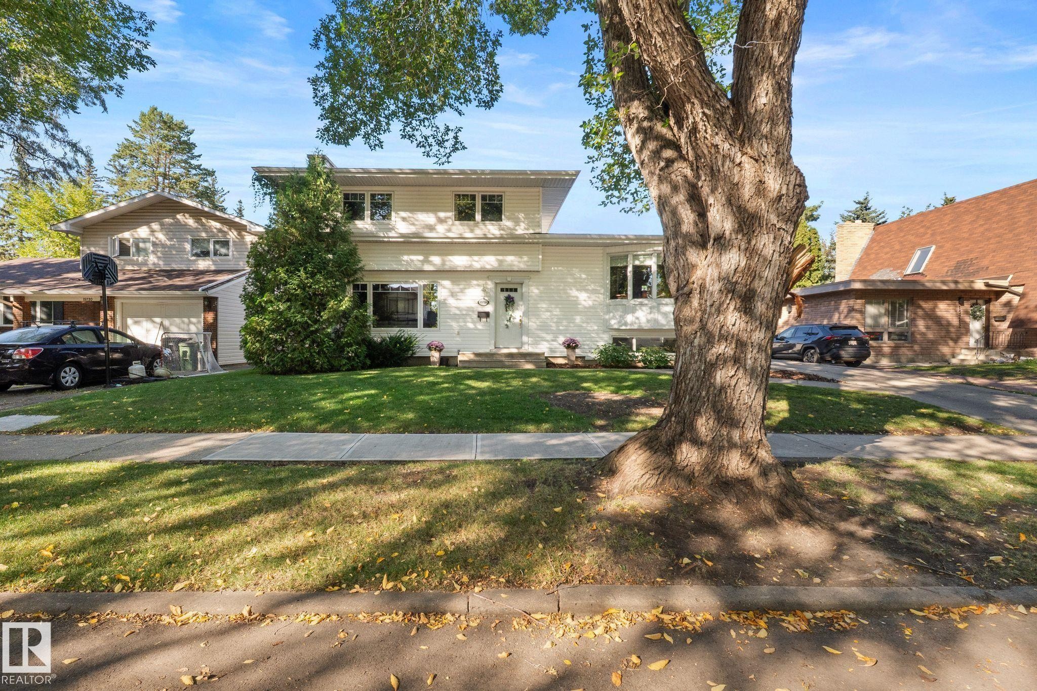 15716 78A Avenue Nw, Edmonton, AB
