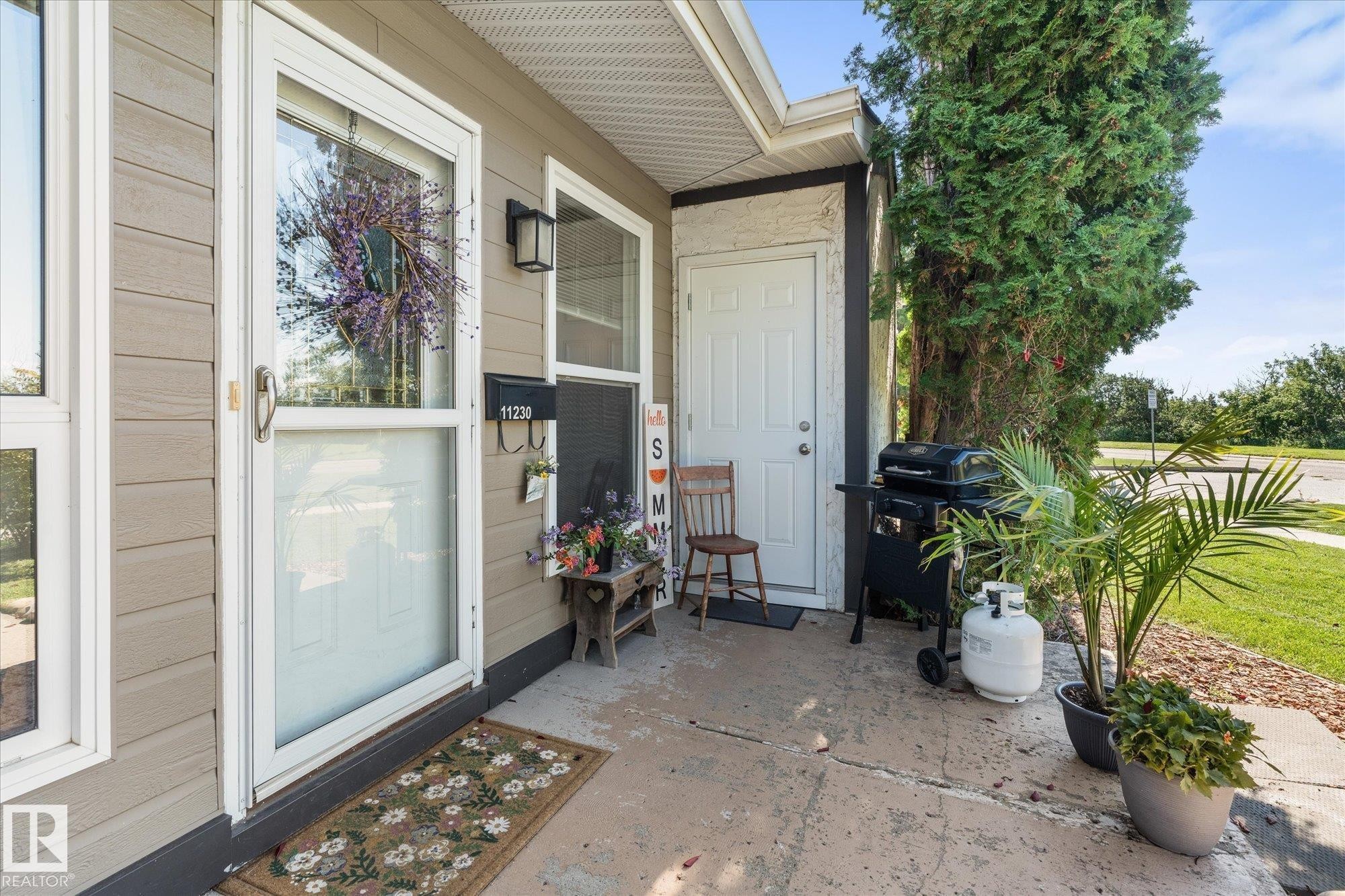 11230 18 Avenue Nw, Edmonton, AB