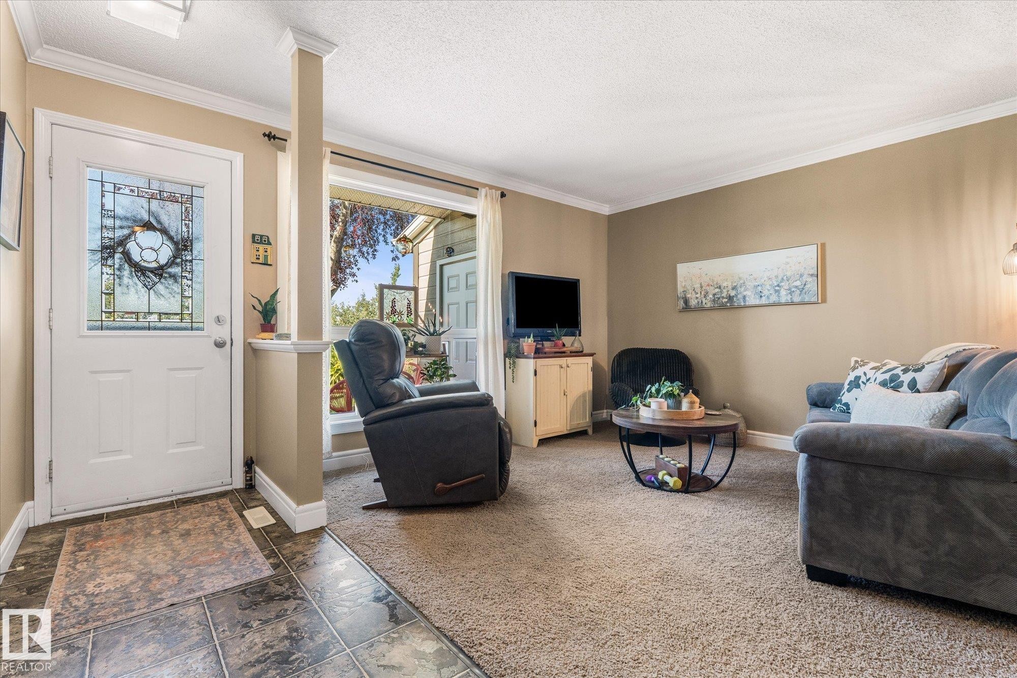 11230 18 Avenue Nw, Edmonton, AB