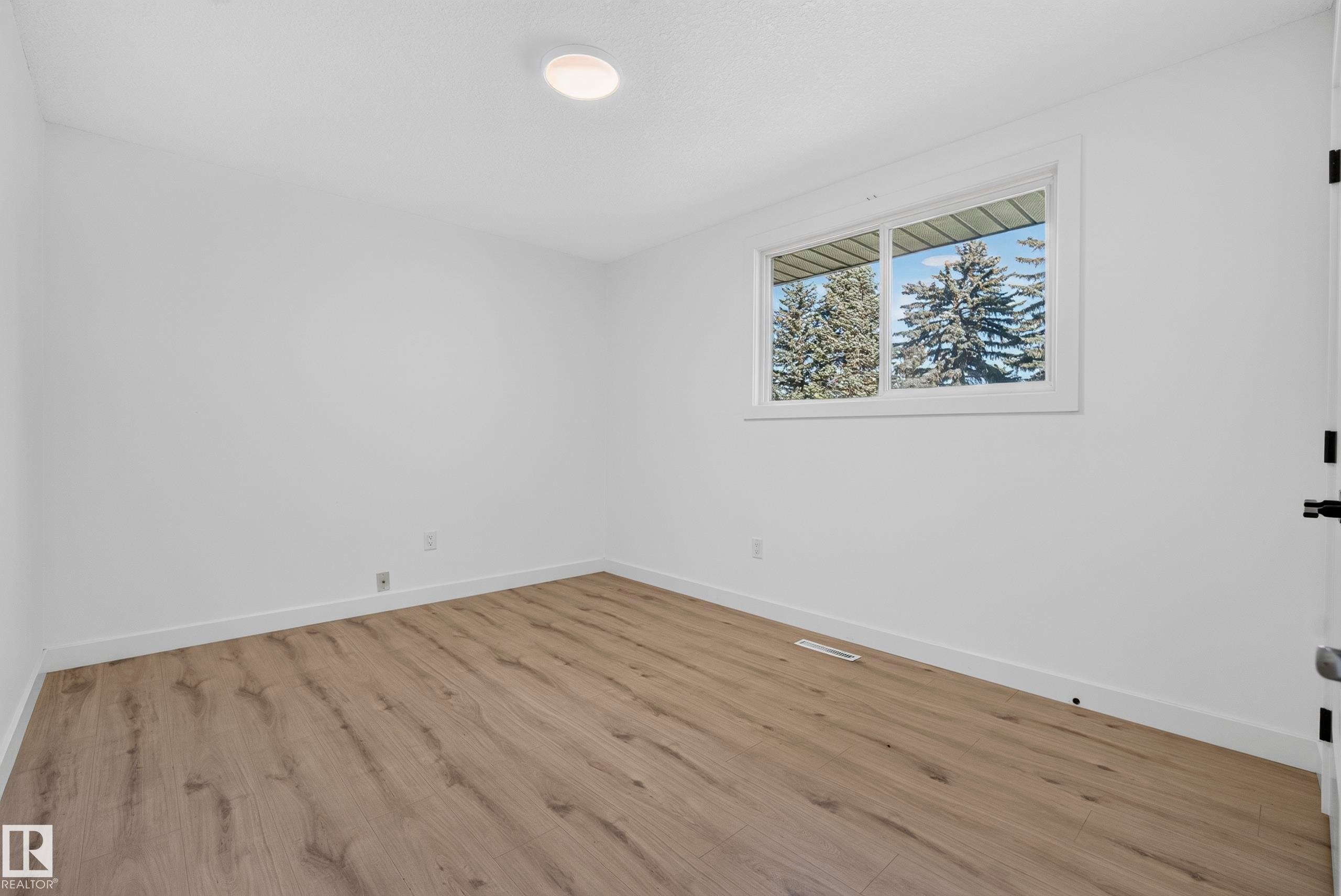 11411 Malmo Road Nw, Edmonton, AB