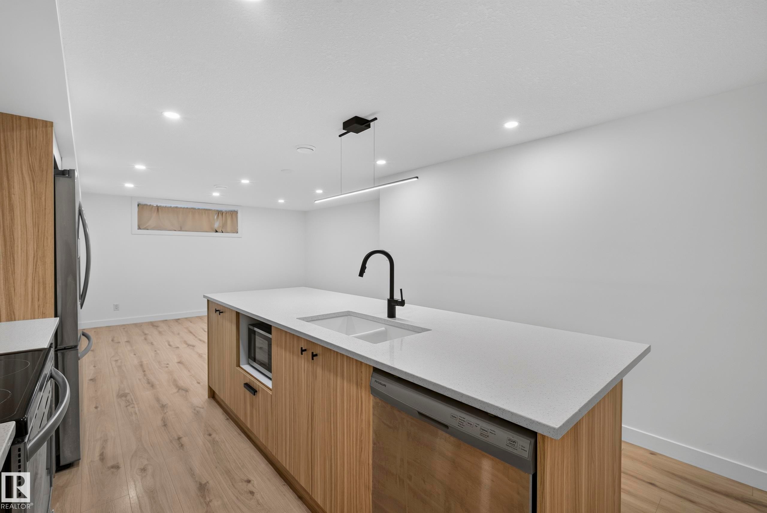 11411 Malmo Road Nw, Edmonton, AB