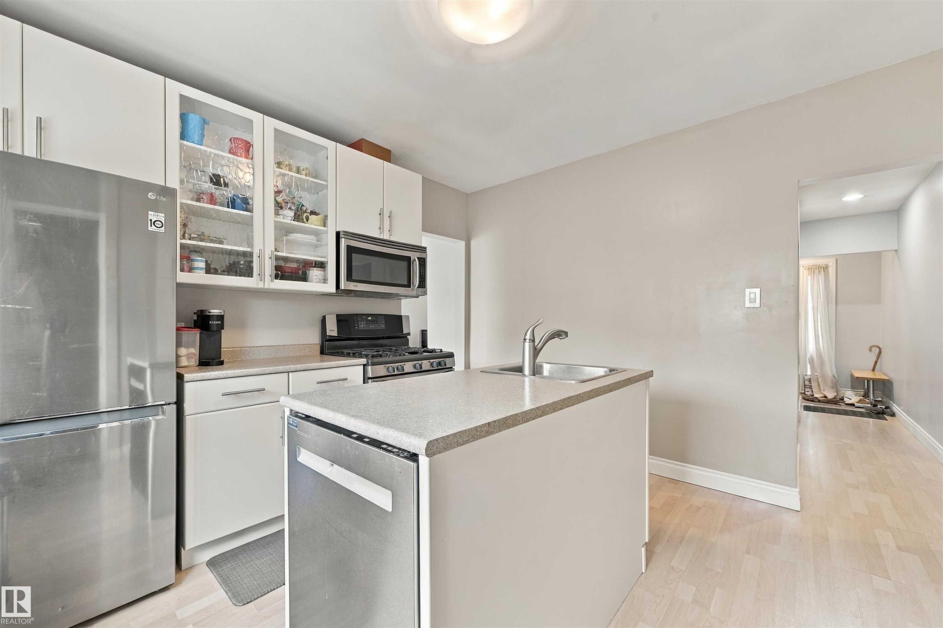 12111 95 Street Nw, Edmonton, AB