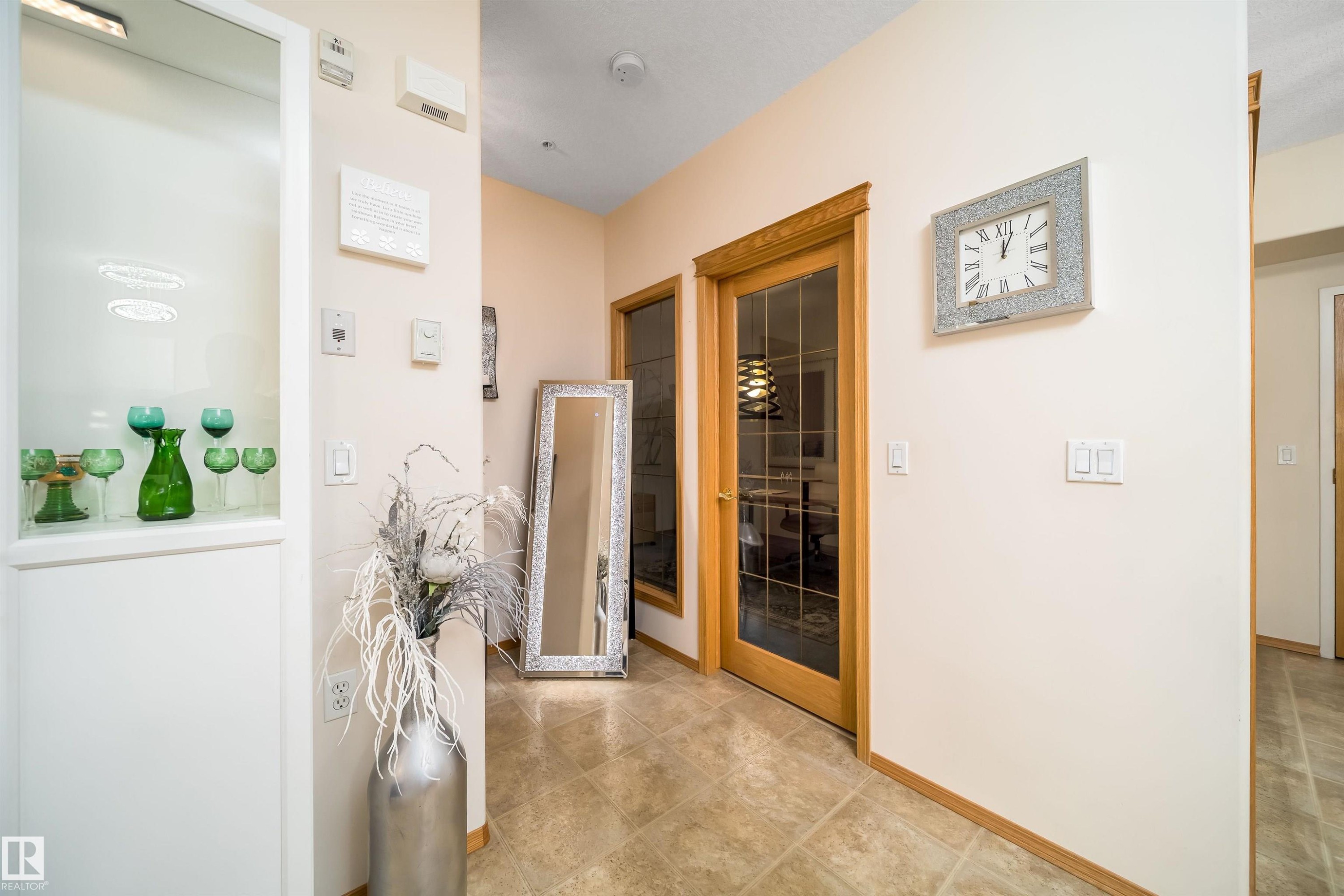 #208 11260 153 Av Nw, Edmonton, AB