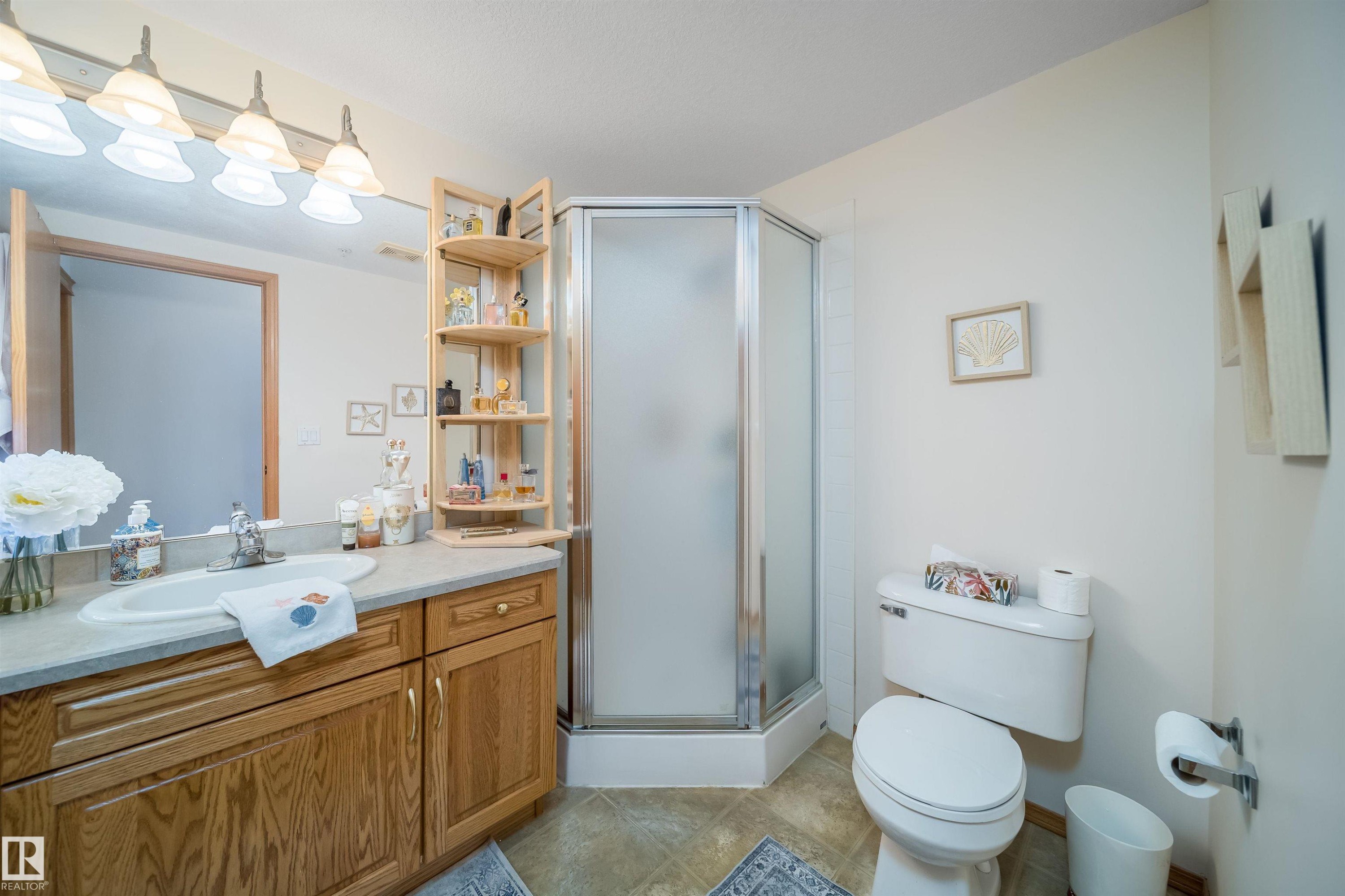 #208 11260 153 Av Nw, Edmonton, AB