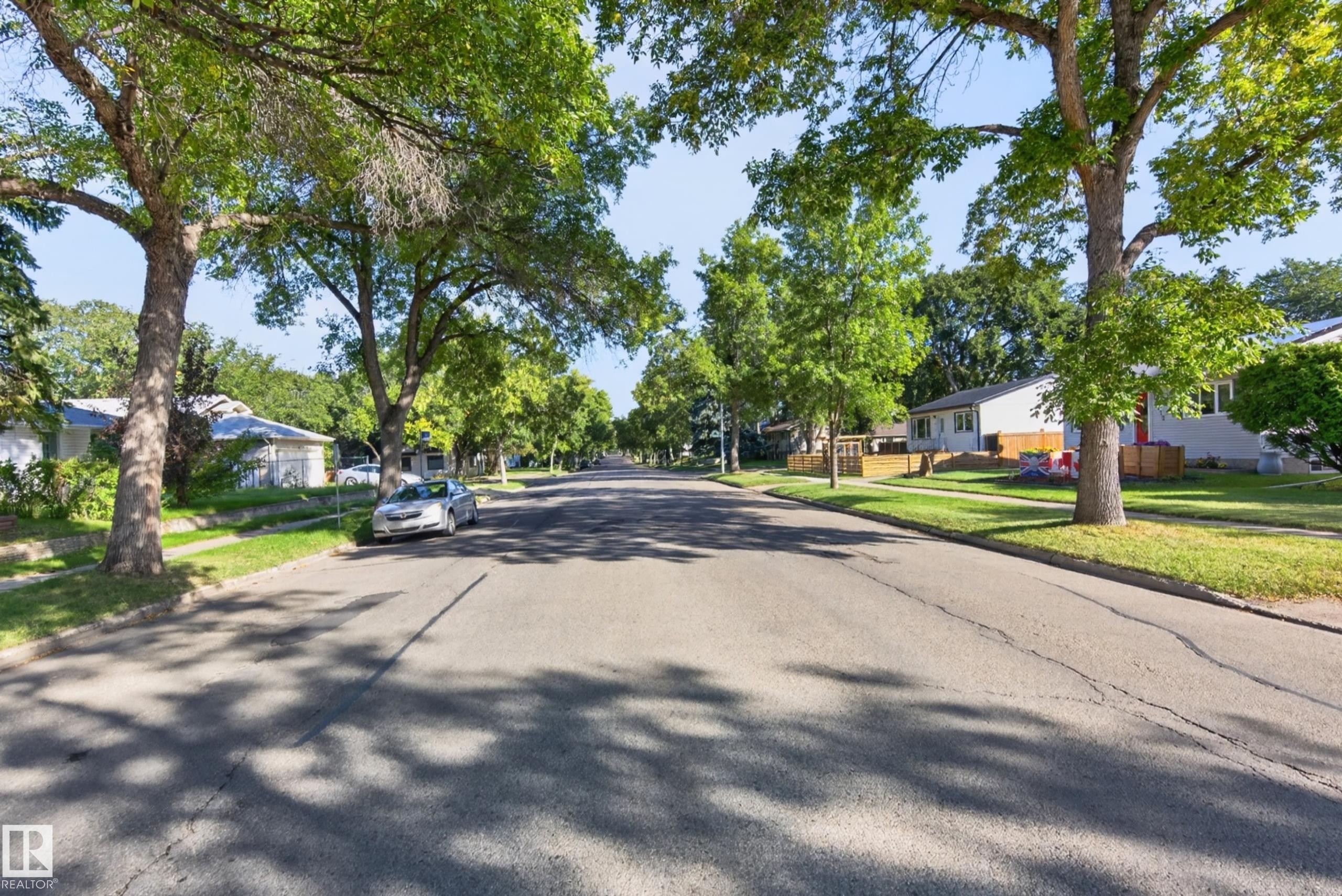 11109 38 Street Nw, Edmonton, AB