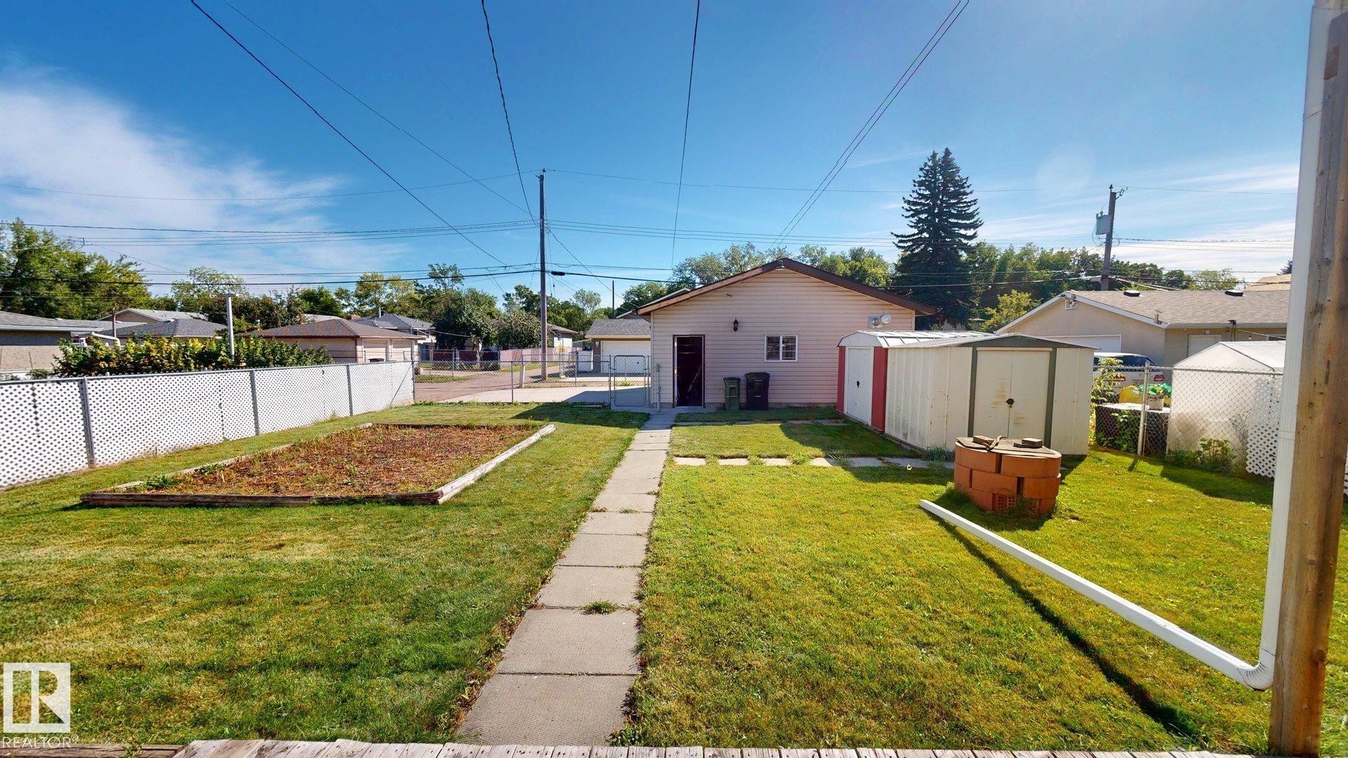 12225 81 Street Nw, Edmonton, AB