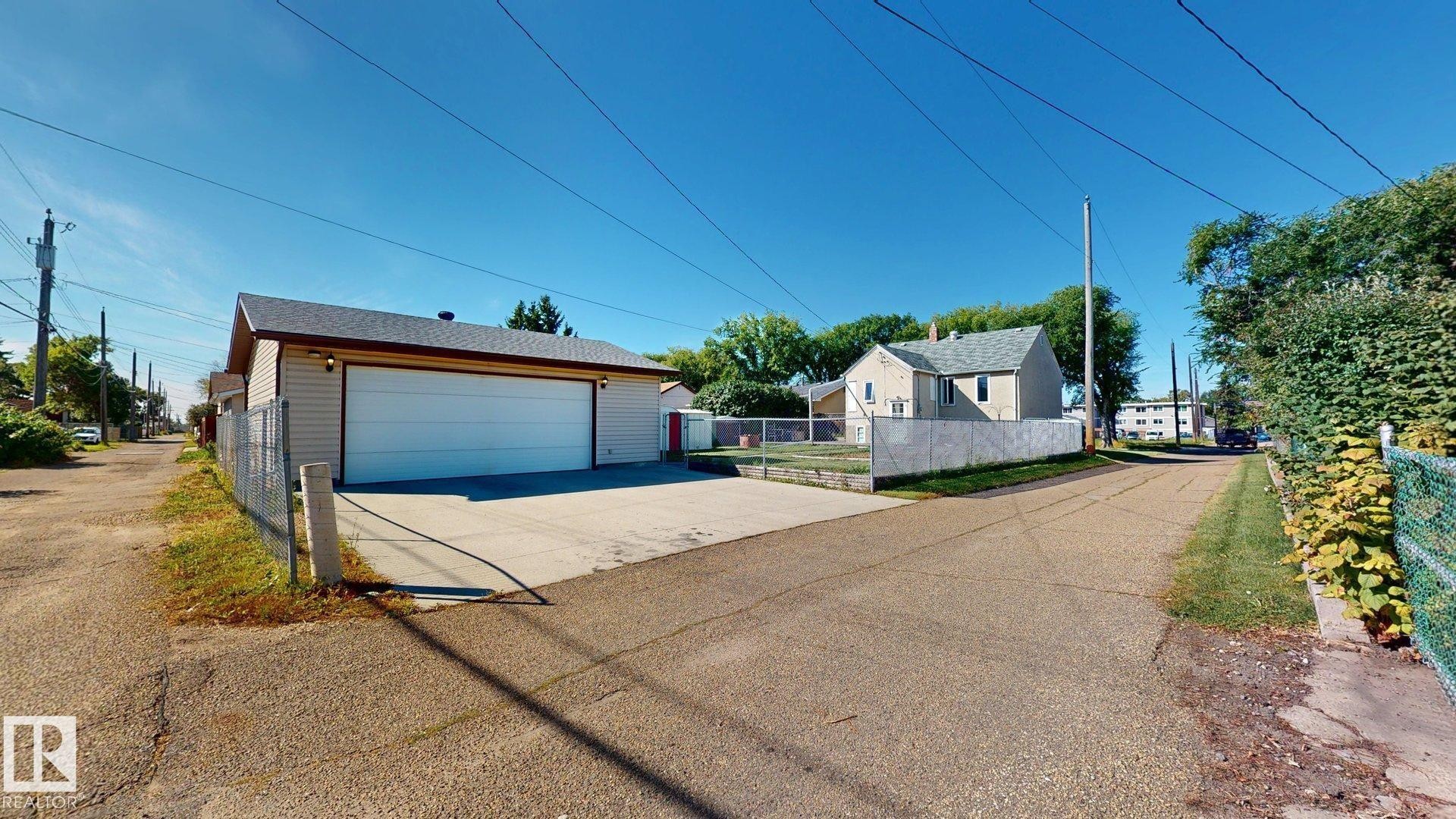 12225 81 Street Nw, Edmonton, AB