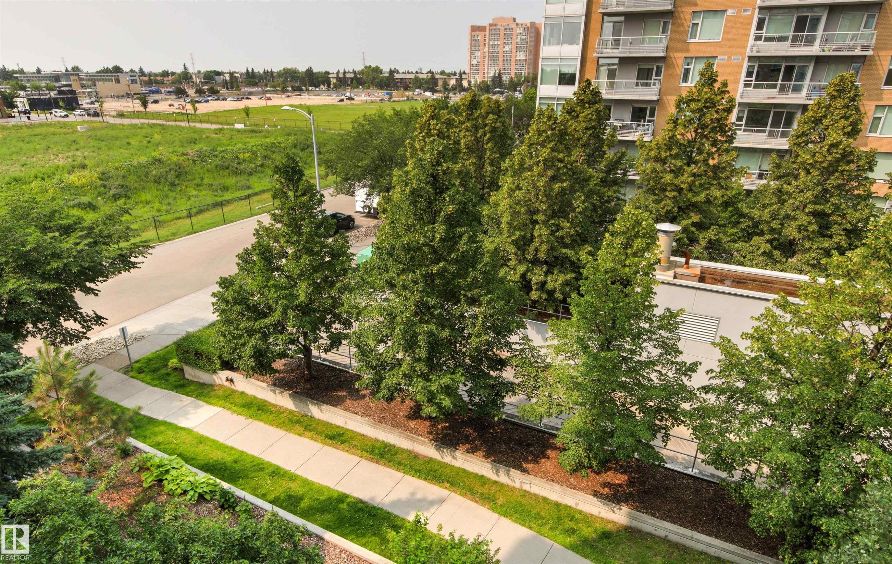 #406 2504 109 St Nw, Edmonton, AB - Outdoor