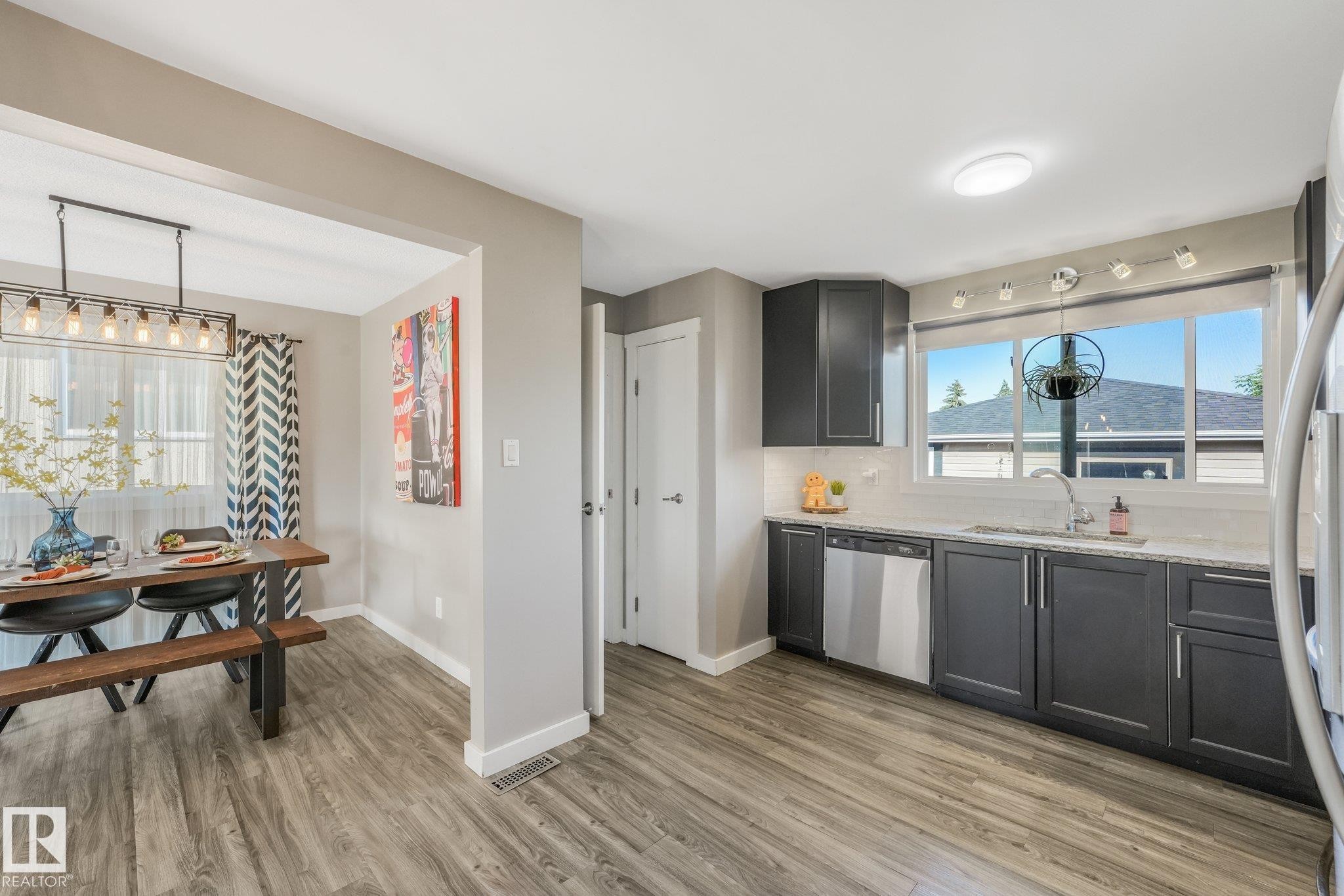14115 70 Street Nw, Edmonton, AB