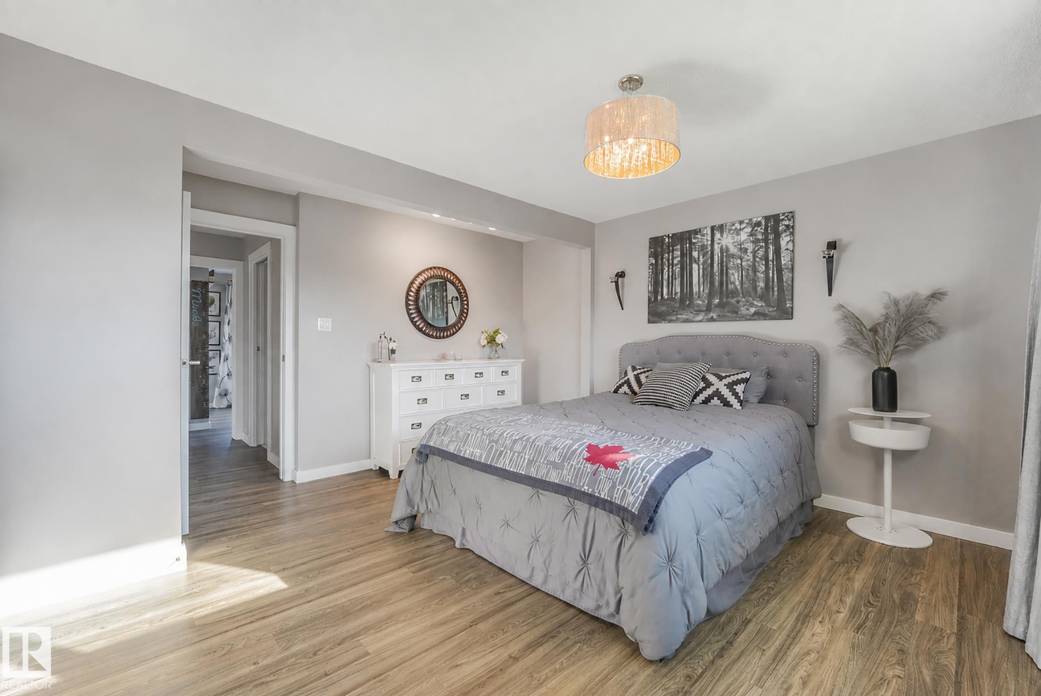 14115 70 Street Nw, Edmonton, AB