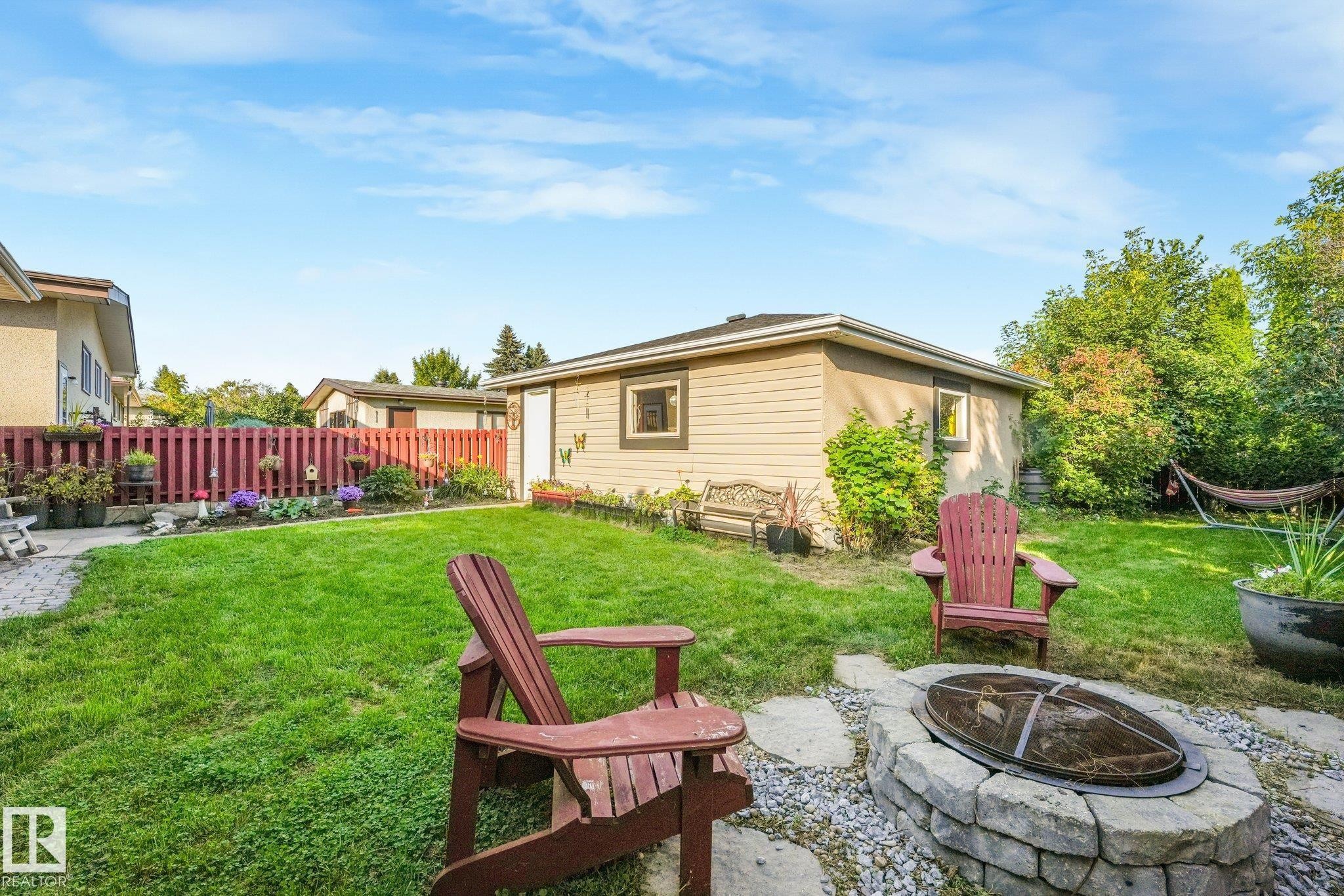 14115 70 Street Nw, Edmonton, AB