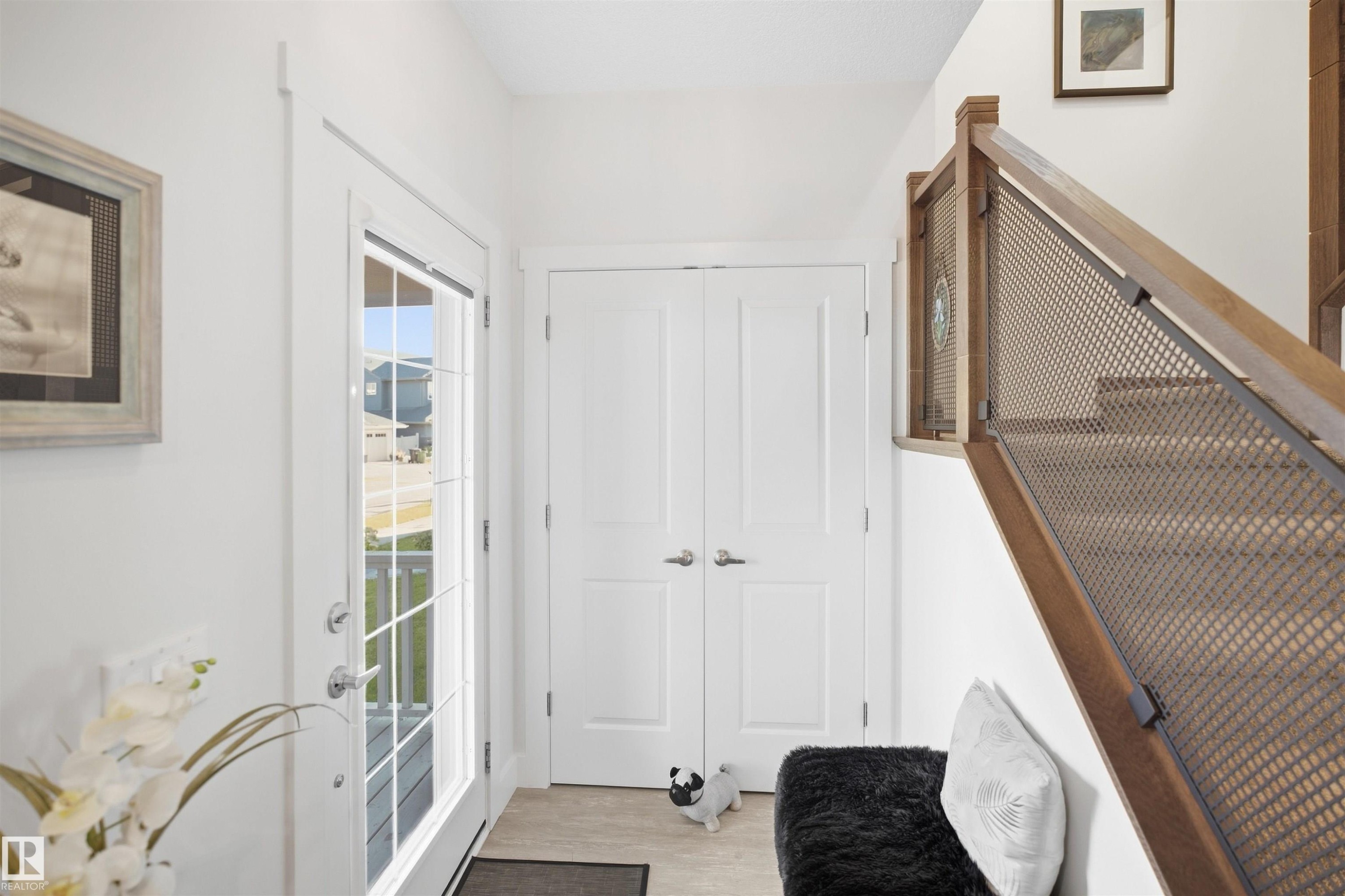 6917 Johnnie Caine Way Nw, Edmonton, AB