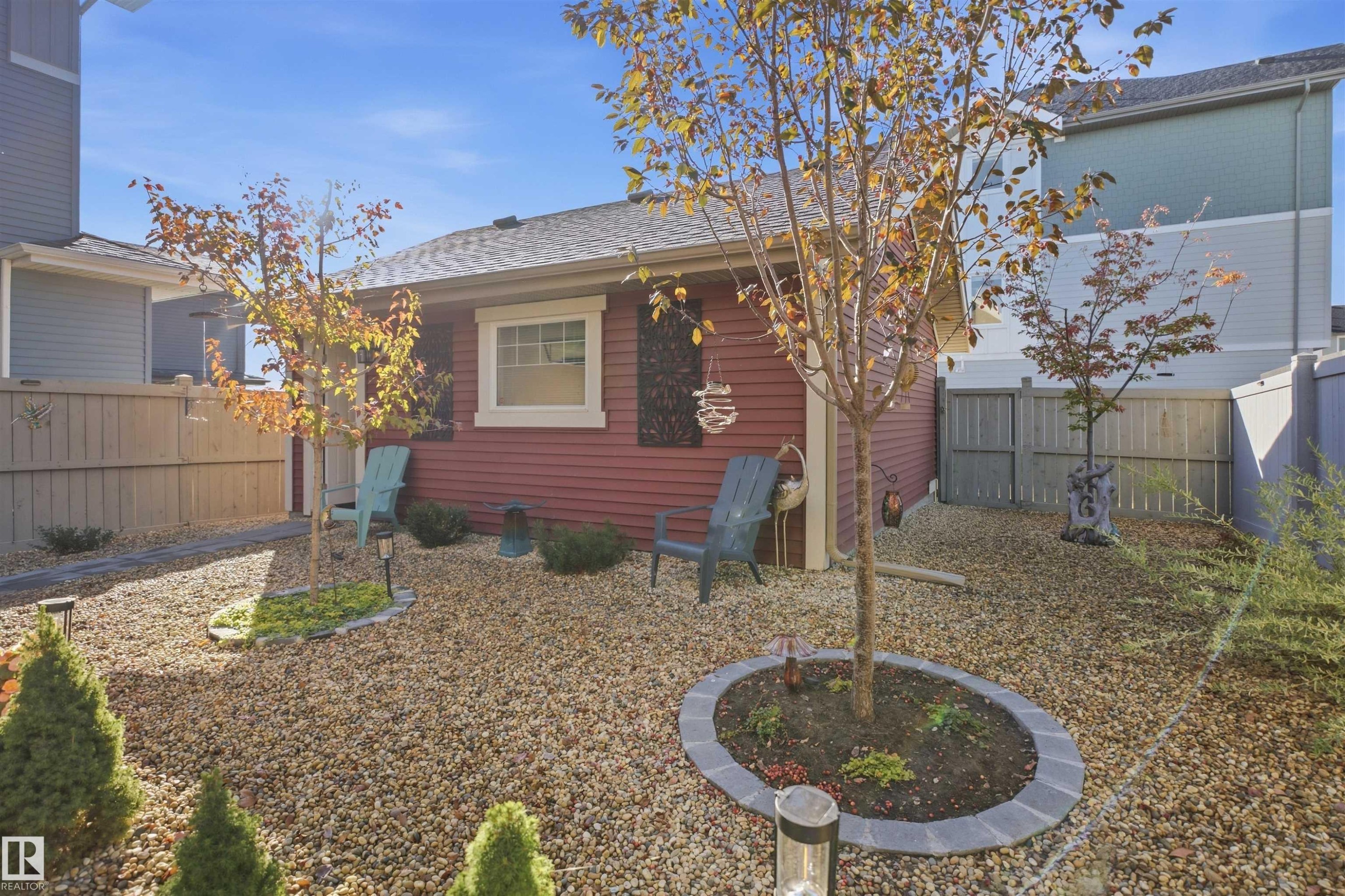 6917 Johnnie Caine Way Nw, Edmonton, AB