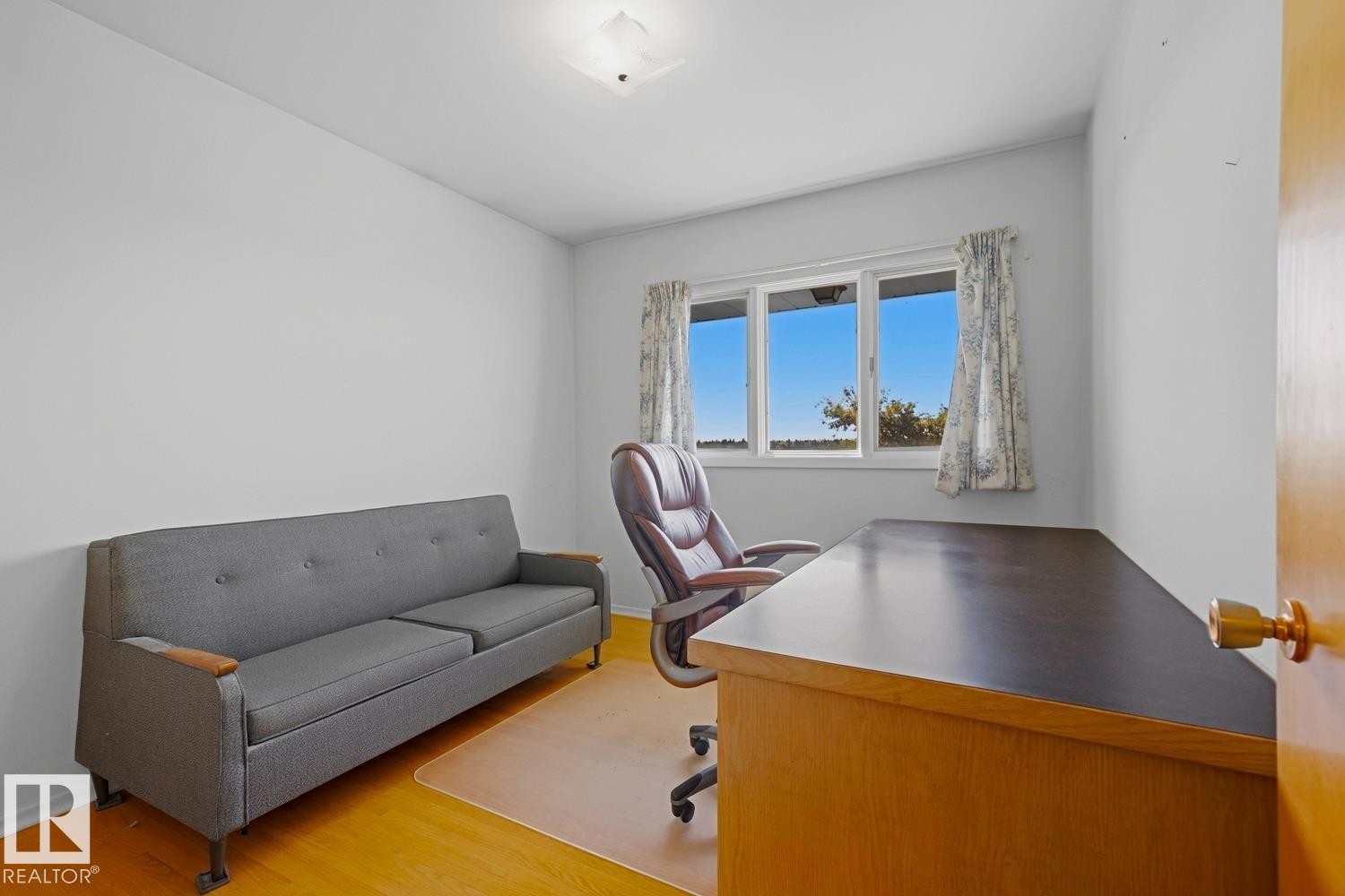 3830 Ada Boulevard Nw, Edmonton, AB