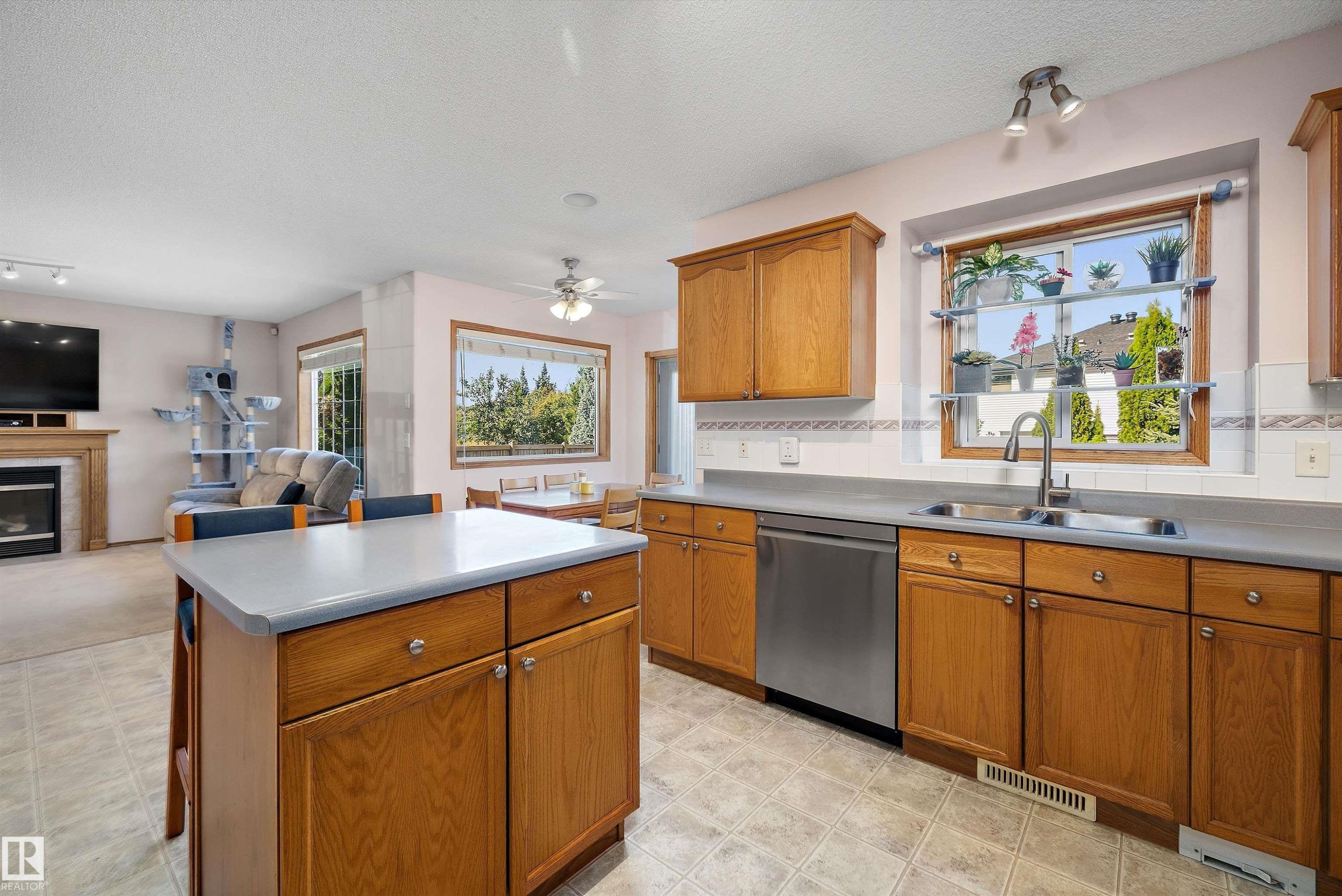 438 Hodgson Boulevard Nw, Edmonton, AB