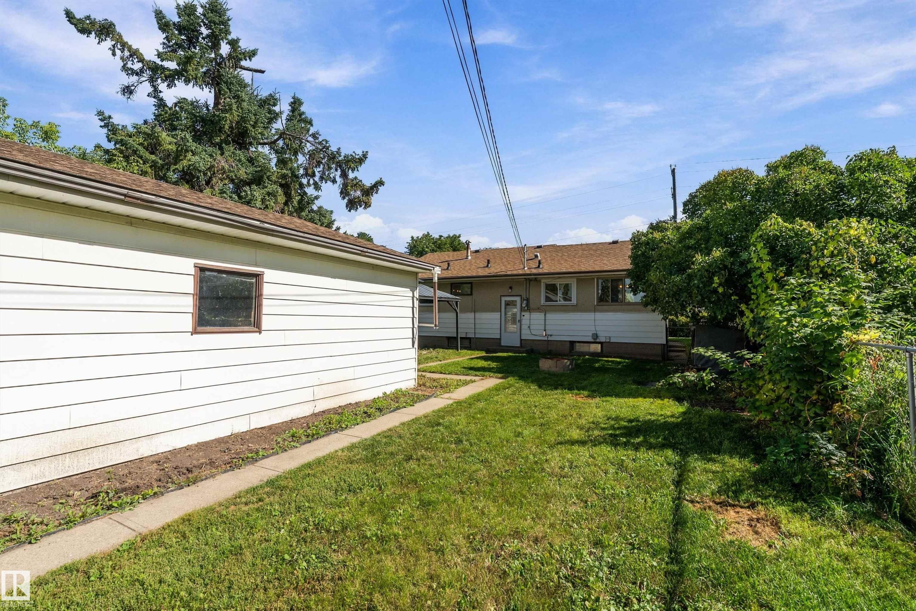 10432 50 Street Nw, Edmonton, AB