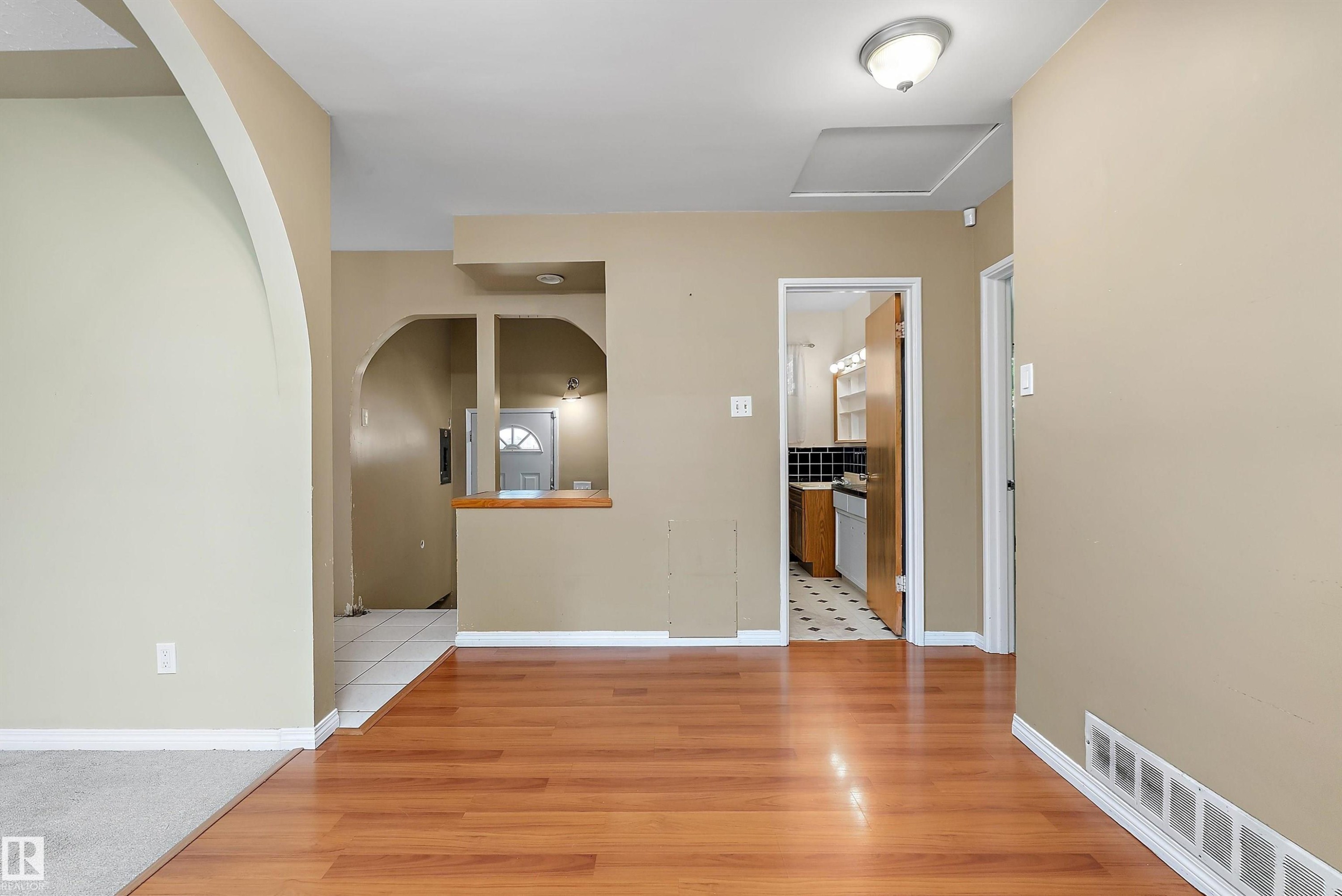 10432 50 Street Nw, Edmonton, AB