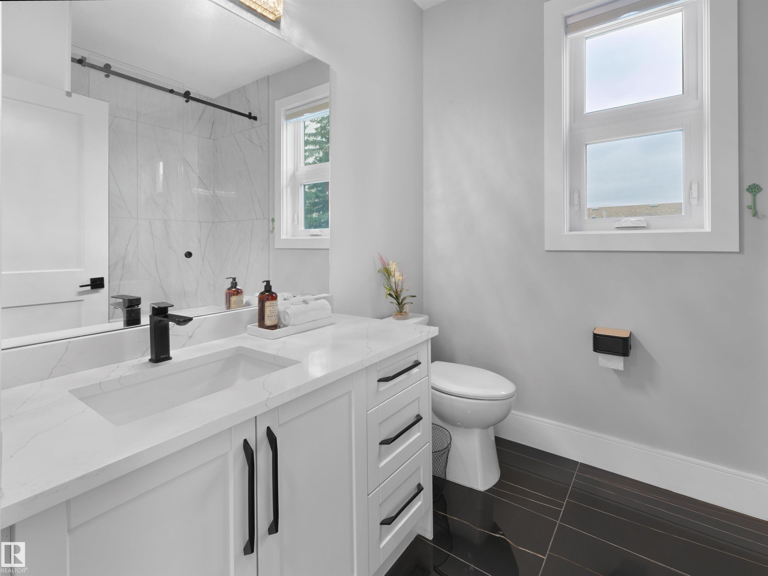 10926 72 Avenue Nw, Edmonton, AB