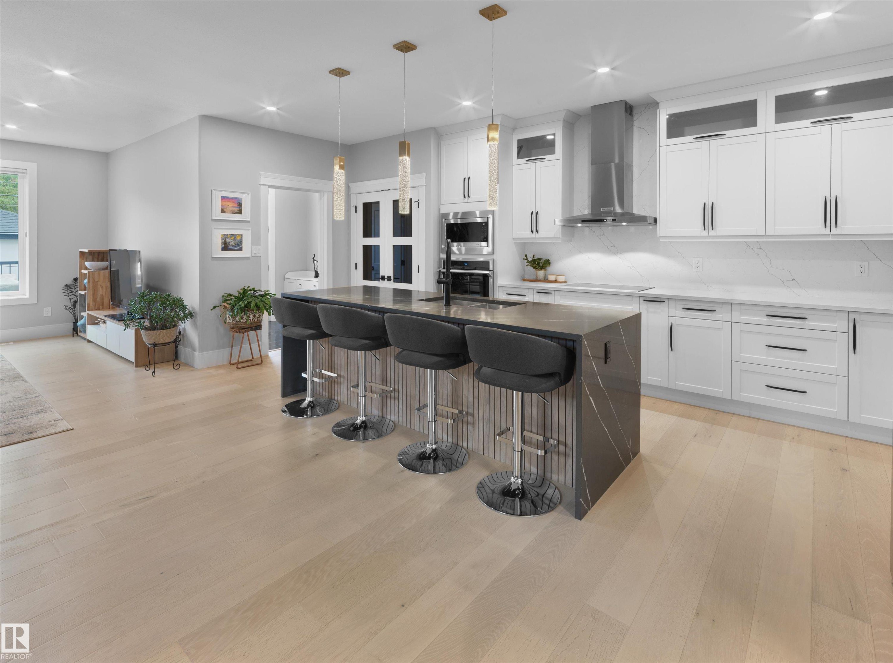 10926 72 Avenue Nw, Edmonton, AB