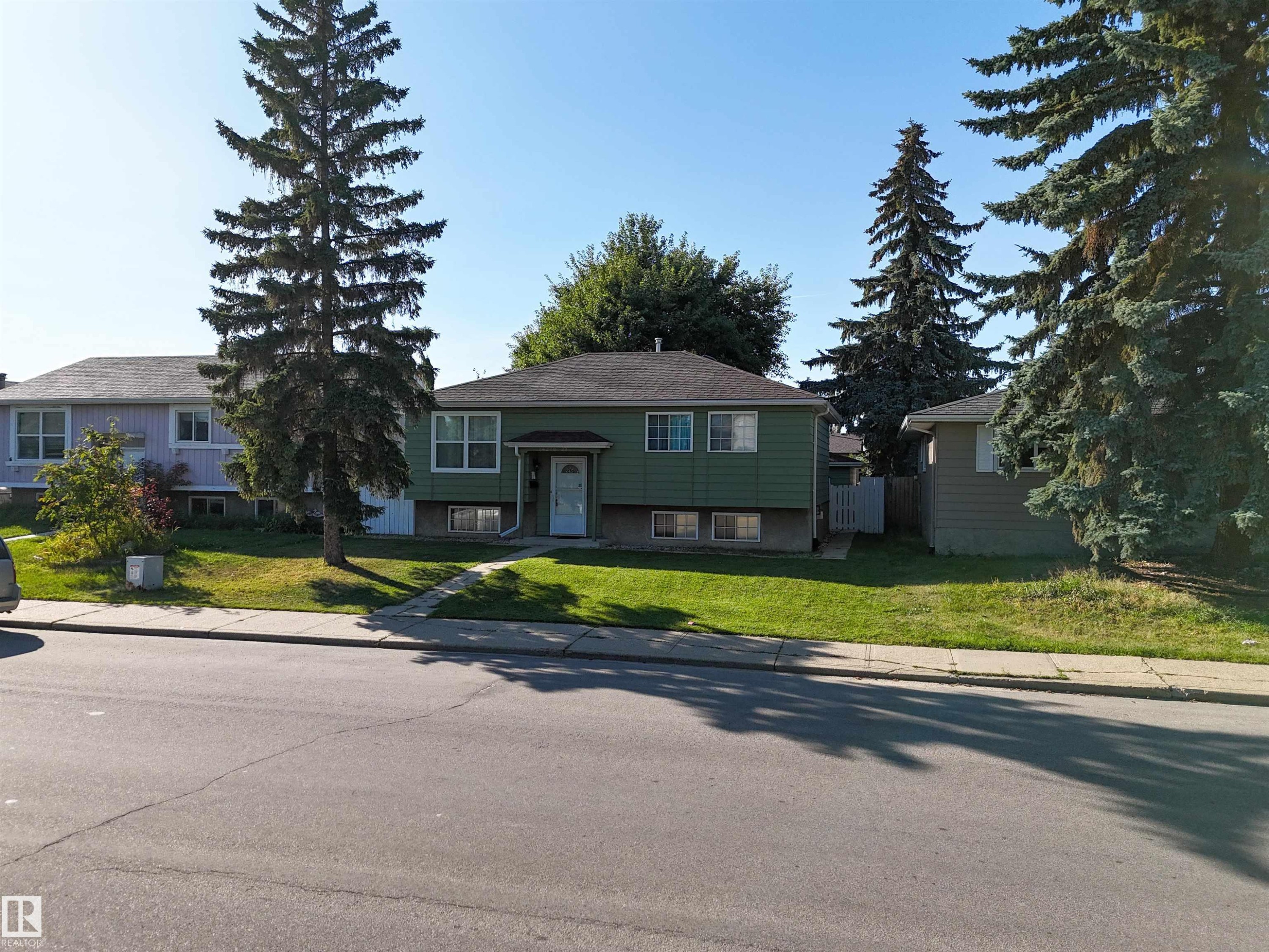 14240 23 Street Nw, Edmonton, AB