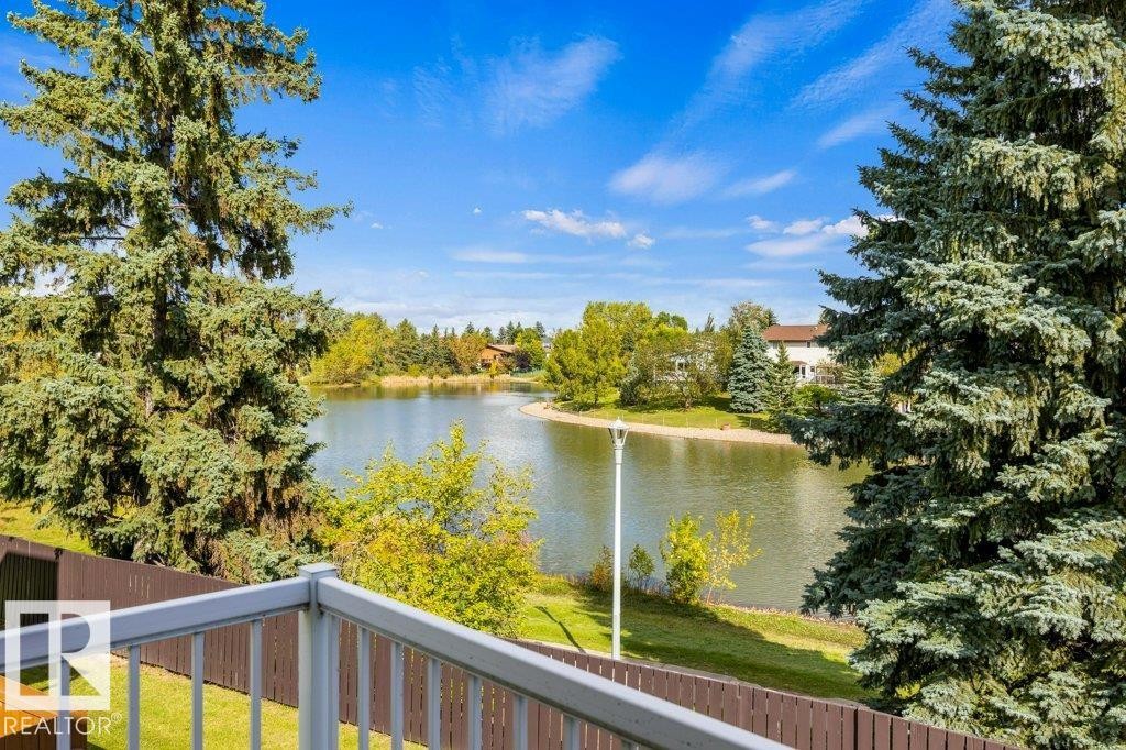 16919 95 Street Nw, Edmonton, AB