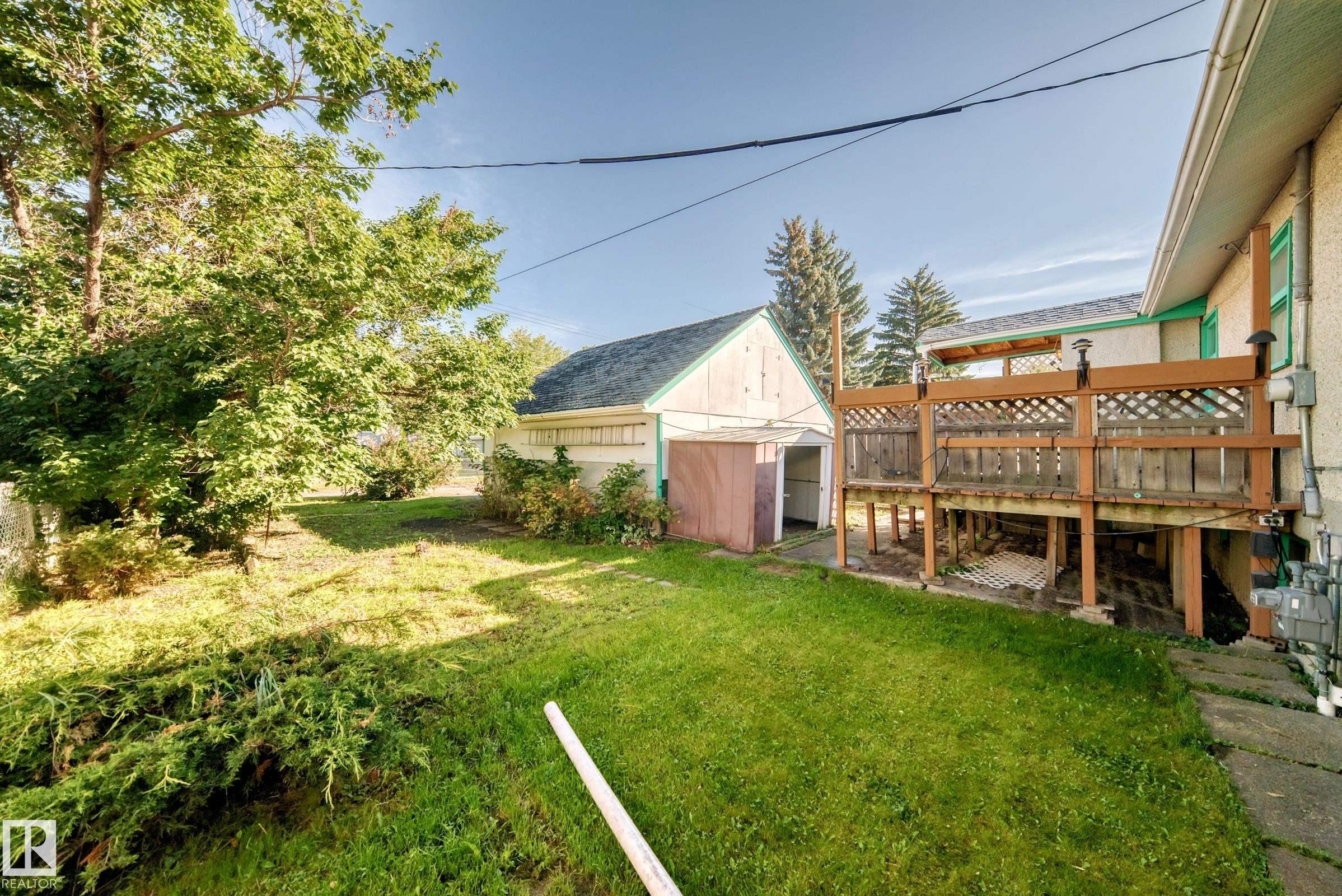 10528 128 Avenue Nw, Edmonton, AB