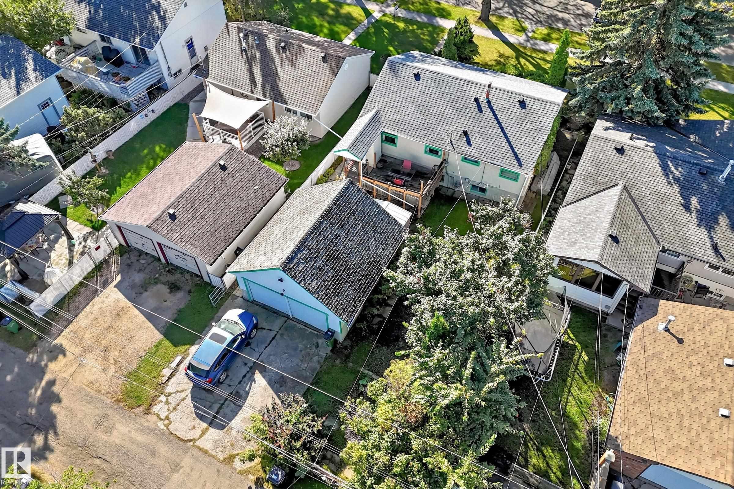 10528 128 Avenue Nw, Edmonton, AB