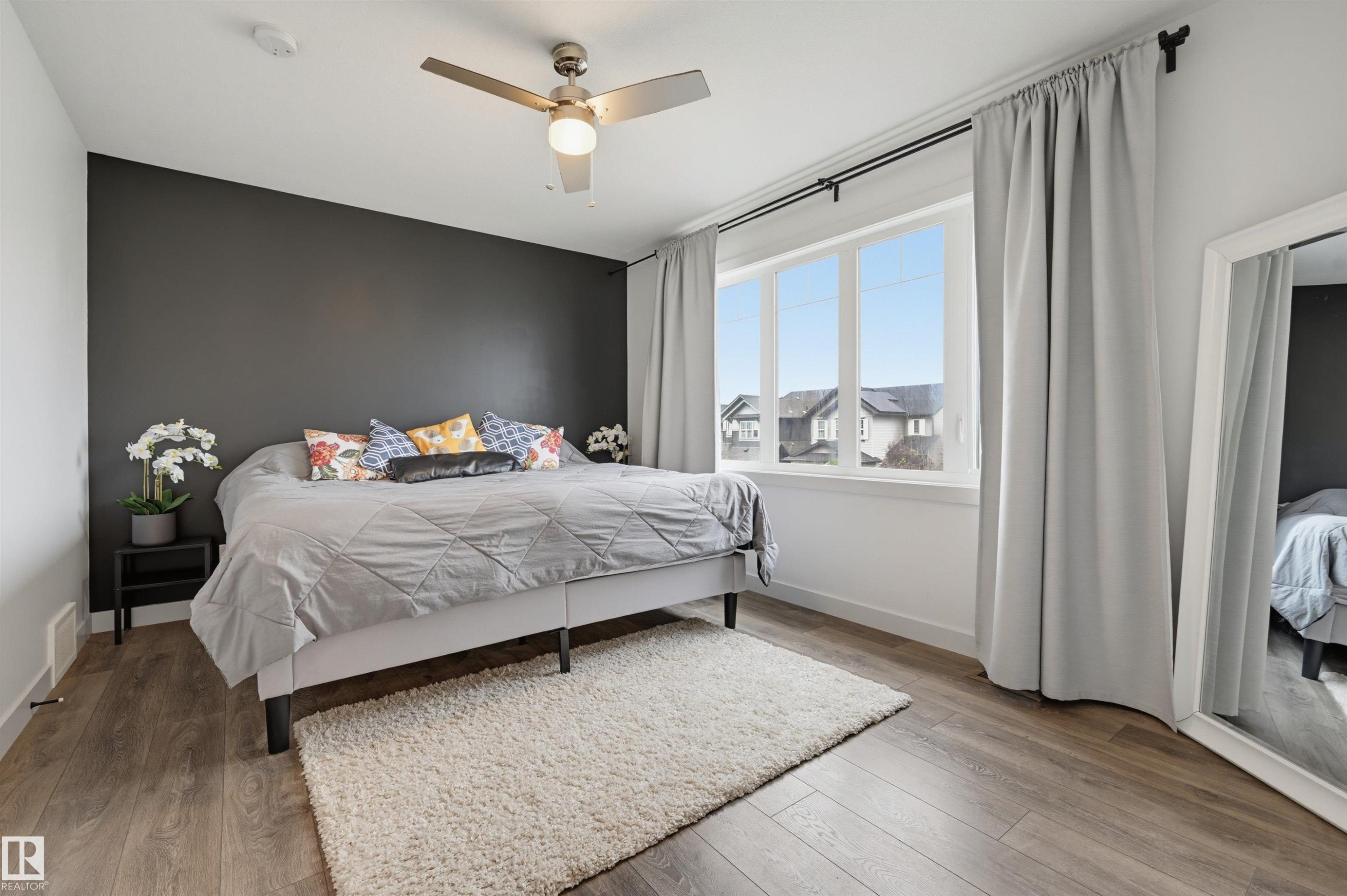 22434 99A Avenue Nw, Edmonton, AB - Indoor Photo Showing Bedroom