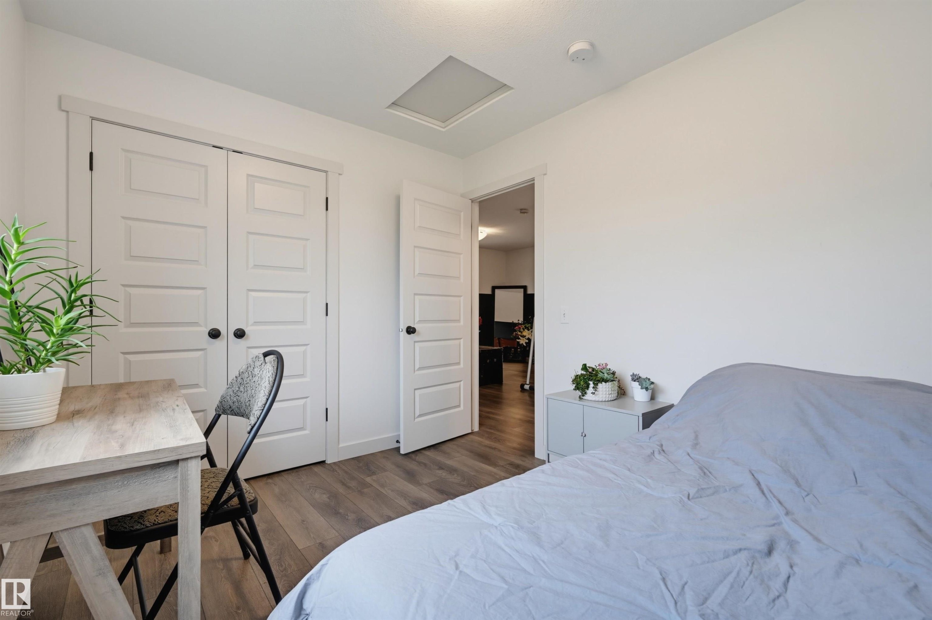 22434 99A Avenue Nw, Edmonton, AB - Indoor Photo Showing Bedroom