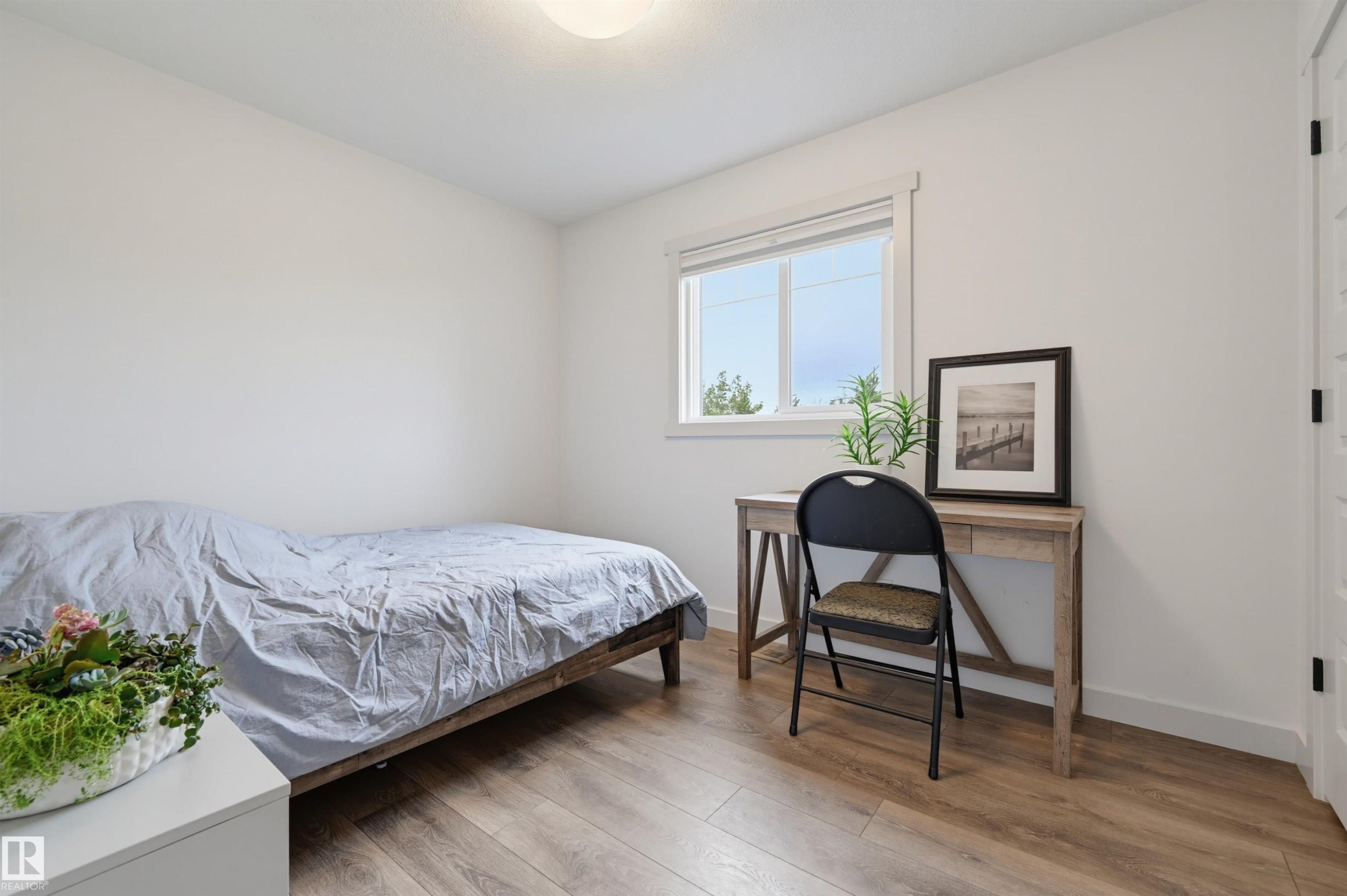 22434 99A Avenue Nw, Edmonton, AB - Indoor Photo Showing Bedroom