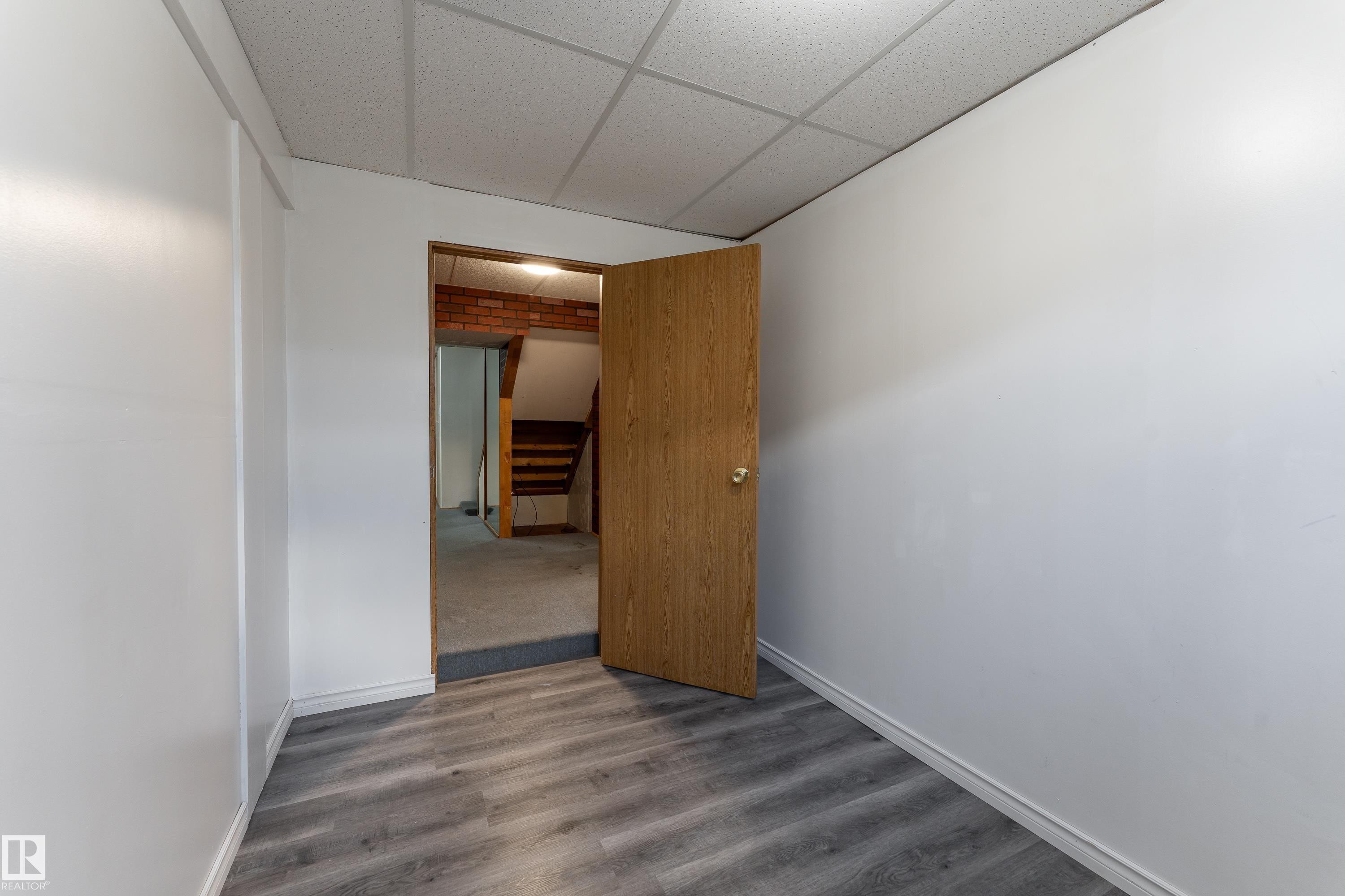 11363 22 Avenue Nw, Edmonton, AB
